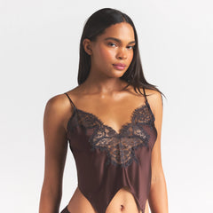 SILK LACE GARTER CAMI AND SHORT SET | ESPRESSO CONTRAST