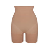 SHEER SEAMLESS HIGH-WAISTED MID THIGH SHORT | SIENNA
