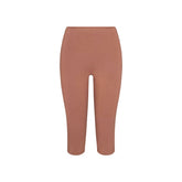 SMOOTH LAYERS HIGH-WAISTED CAPRI | NUTMEG