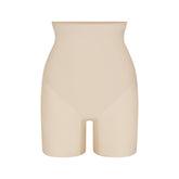 SKIMS BODY CORE SCULPT MID RISE SHORT | SAND