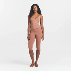 SMOOTH LAYERS SCOOP NECK CAMI | NUTMEG