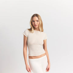 FEATHERWEIGHT CASHMERE TEE | EGRET