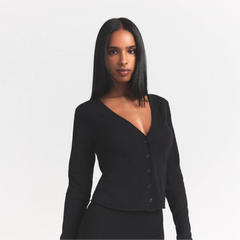 FEATHERWEIGHT CASHMERE CARDIGAN | ONYX