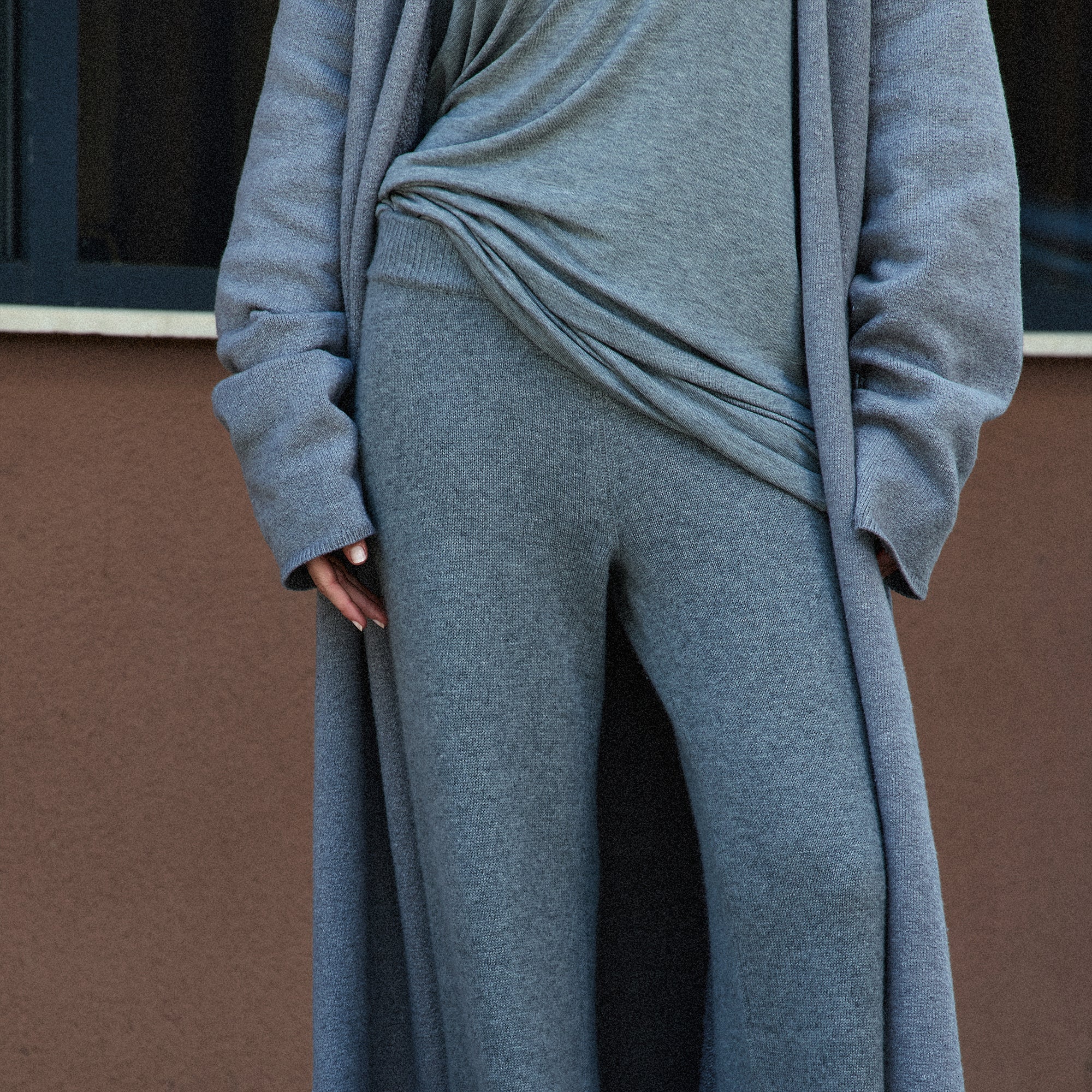 CASHMERE WIDE LEG PANT | DARK HEATHER GREY