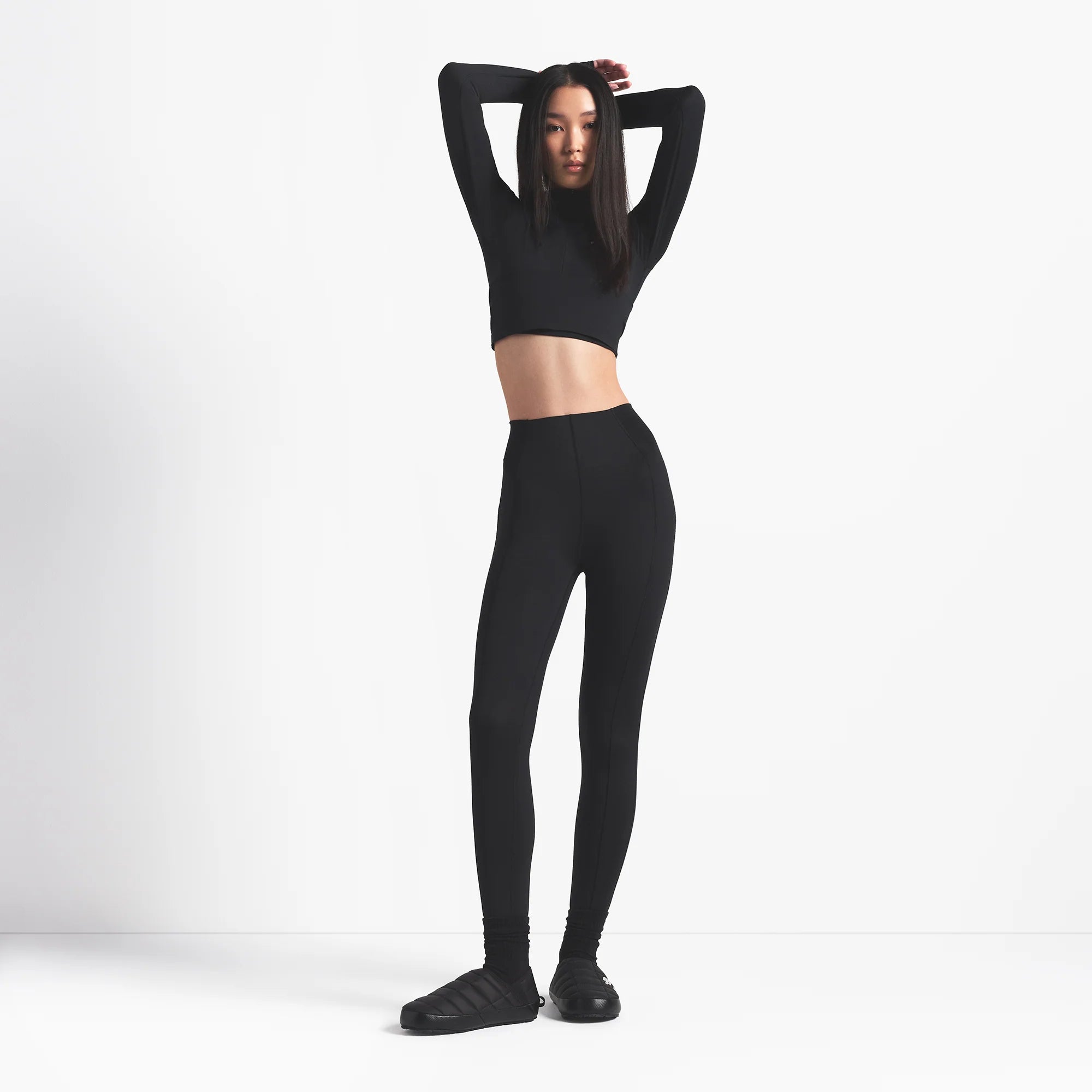 THE NORTH FACE X SKIMS REFINA LEGGING | ONYX
