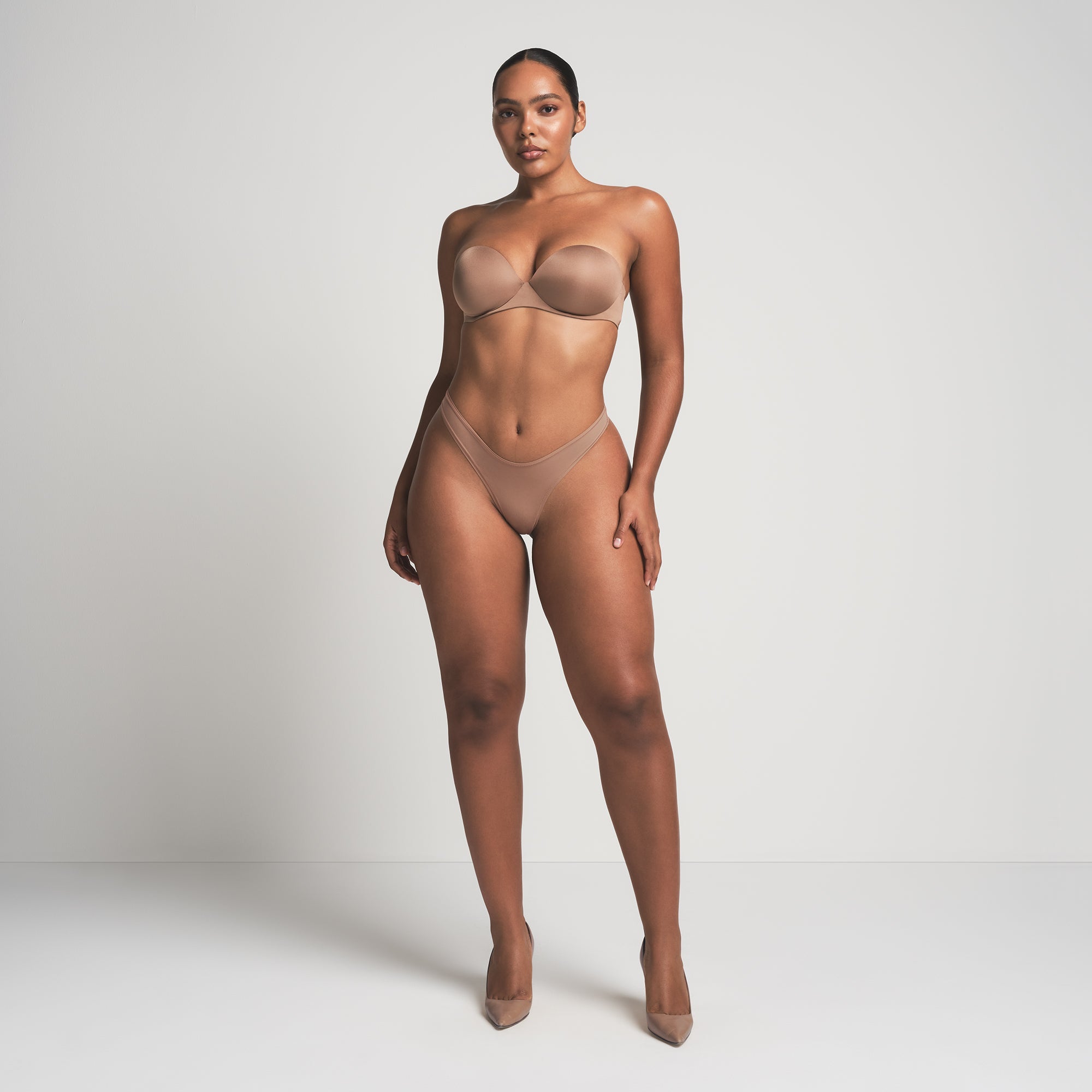 SKIMS ULTIMATE STRAPLESS PUSH-UP BRA | SIENNA