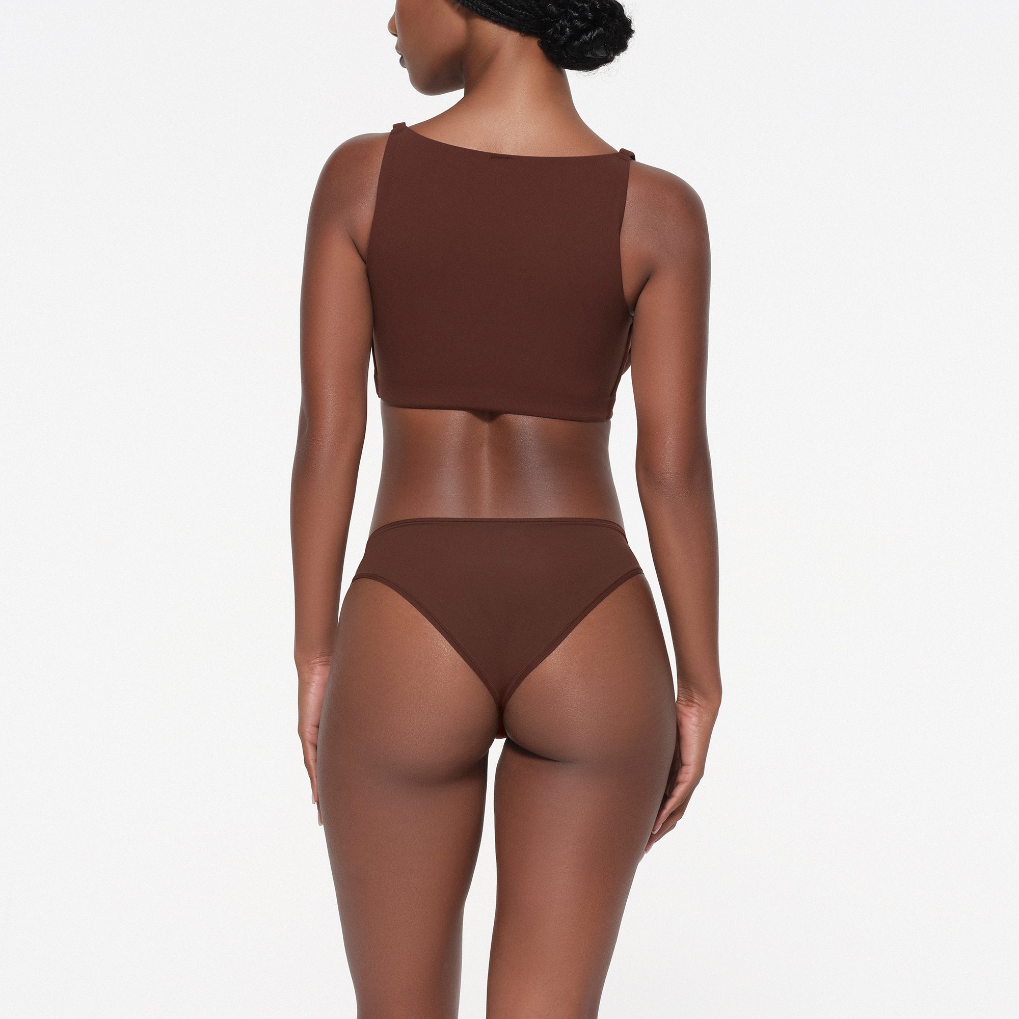 FITS EVERYBODY BACK SMOOTHING FULL COVERAGE BRA | COCOA