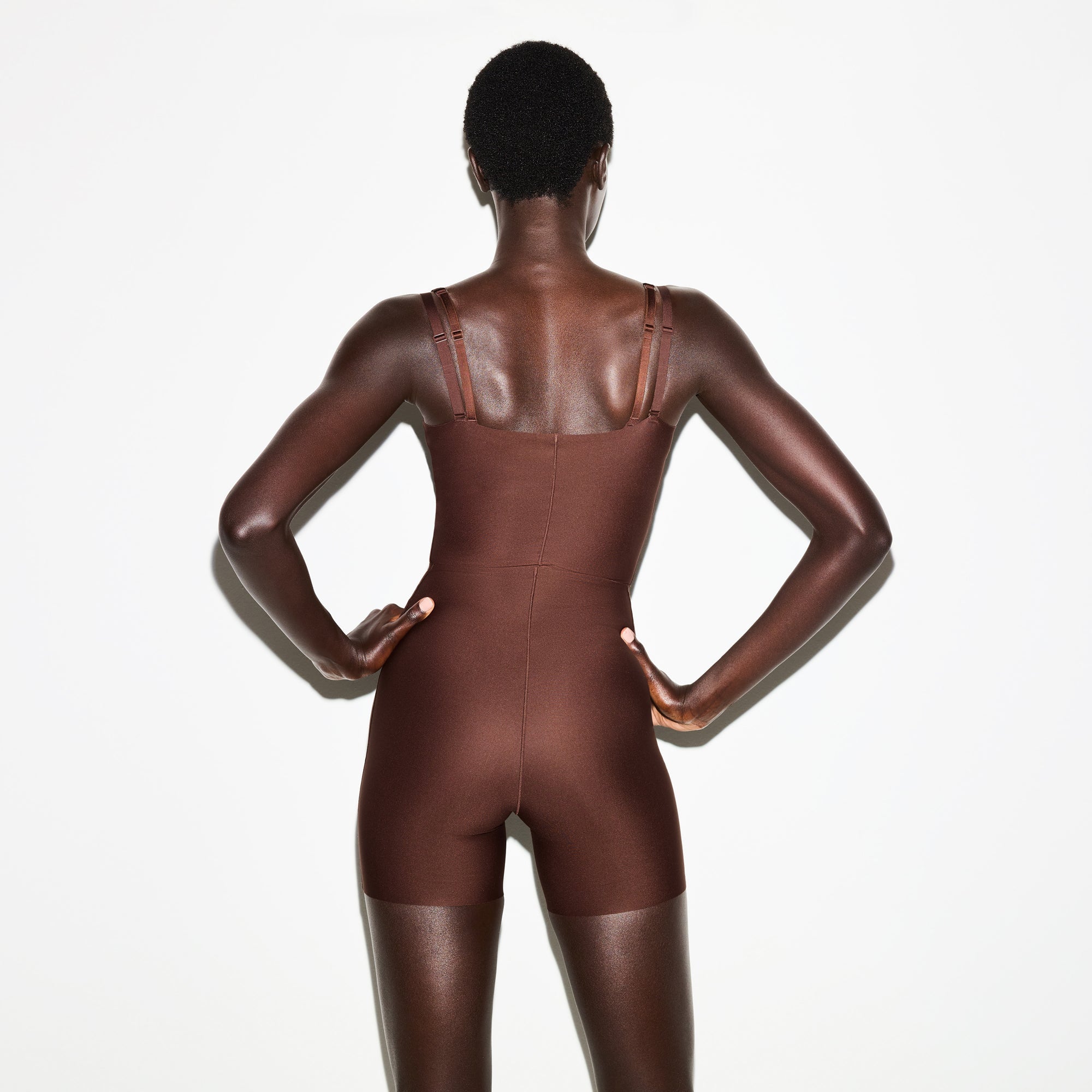 SKIMS BODY CORE SCULPT FUNCTIONAL MID THIGH BODYSUIT | COCOA