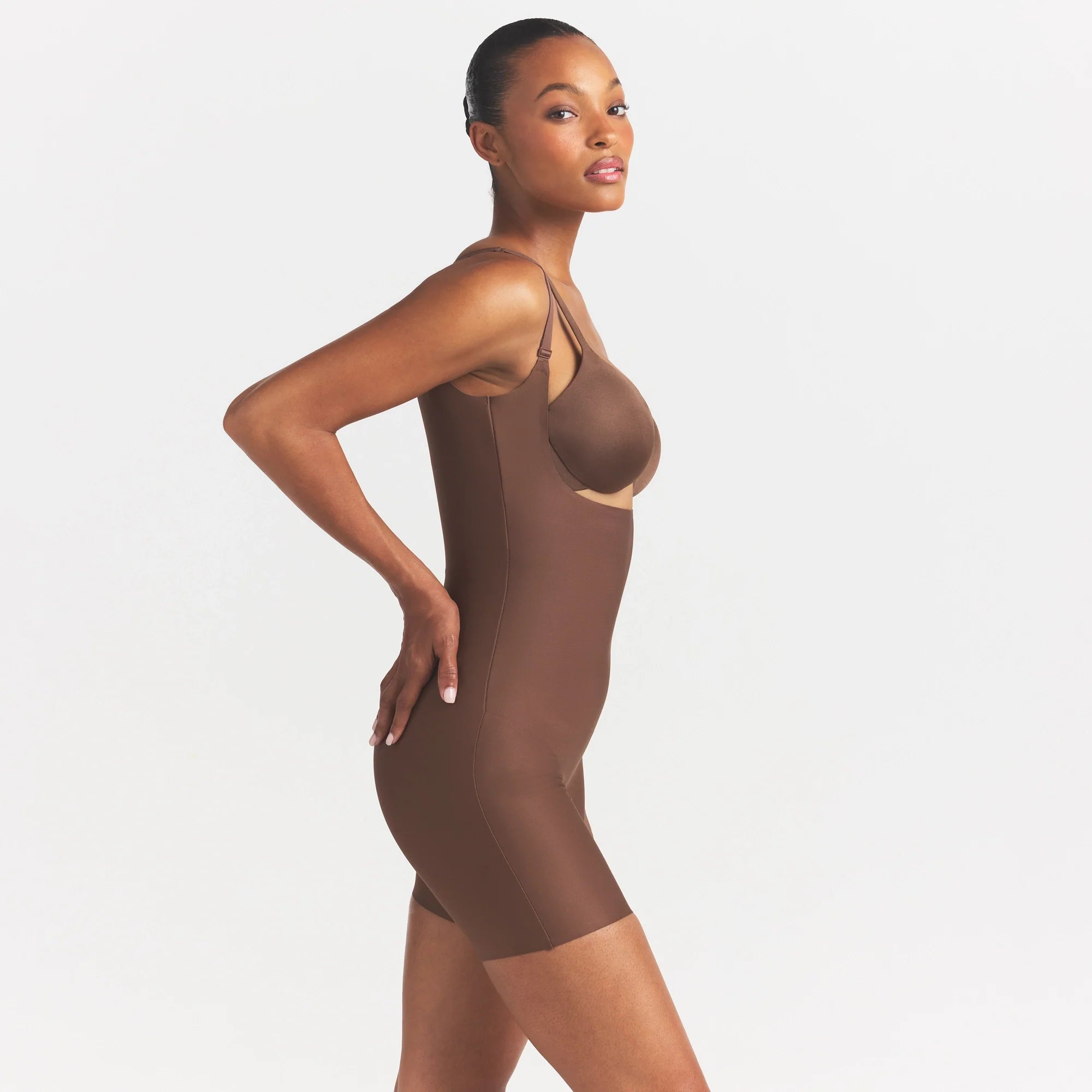 SKIMS BODY CORE SCULPT BACK SMOOTHING OPEN BUST MID THIGH BODYSUIT | JASPER