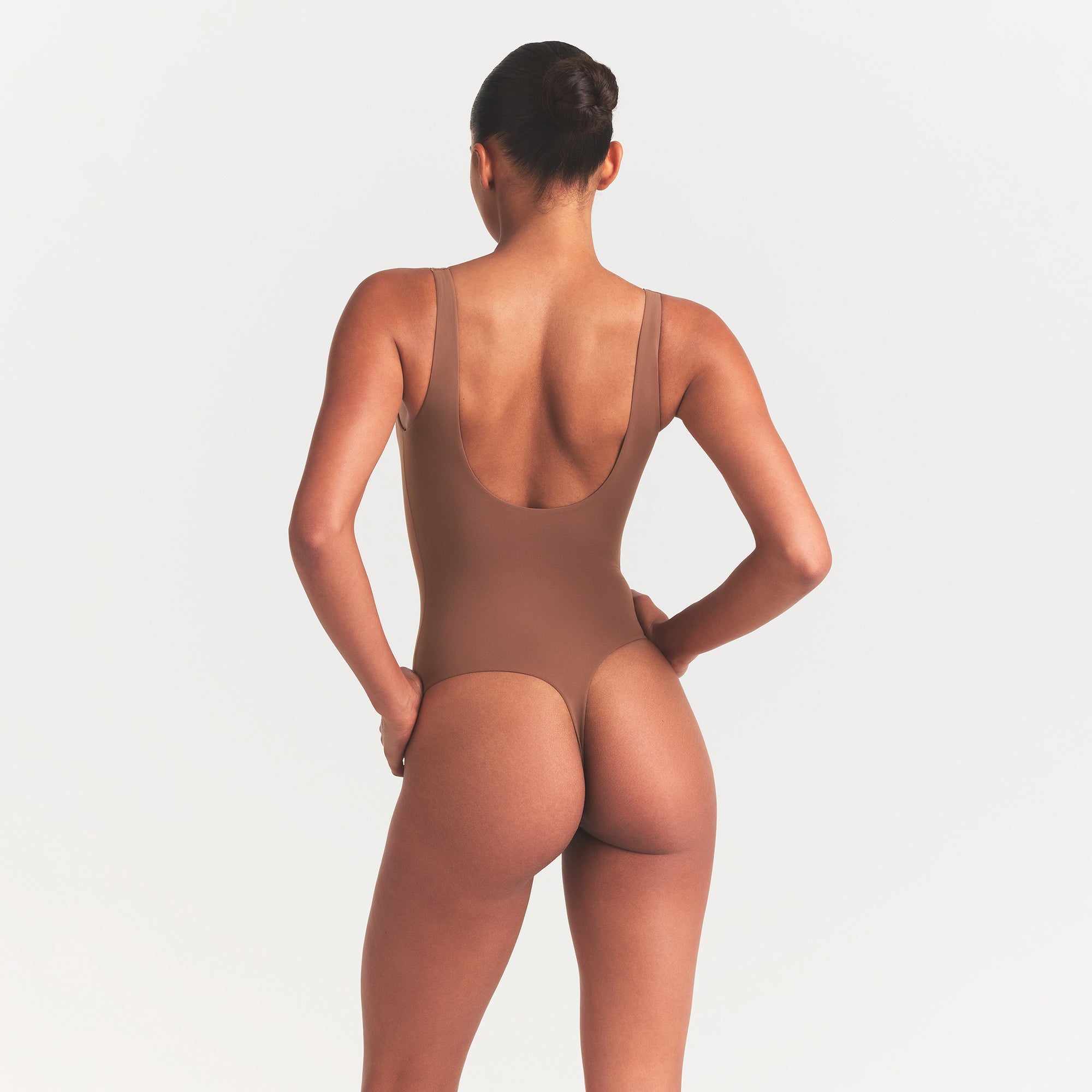 FITS EVERYBODY SQUARE NECK BODYSUIT | JASPER