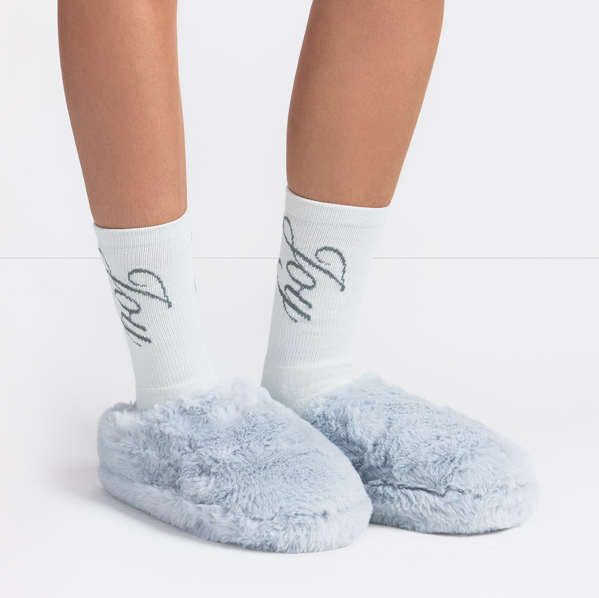 FAUX FUR SLIPPER | ZEN BLUE