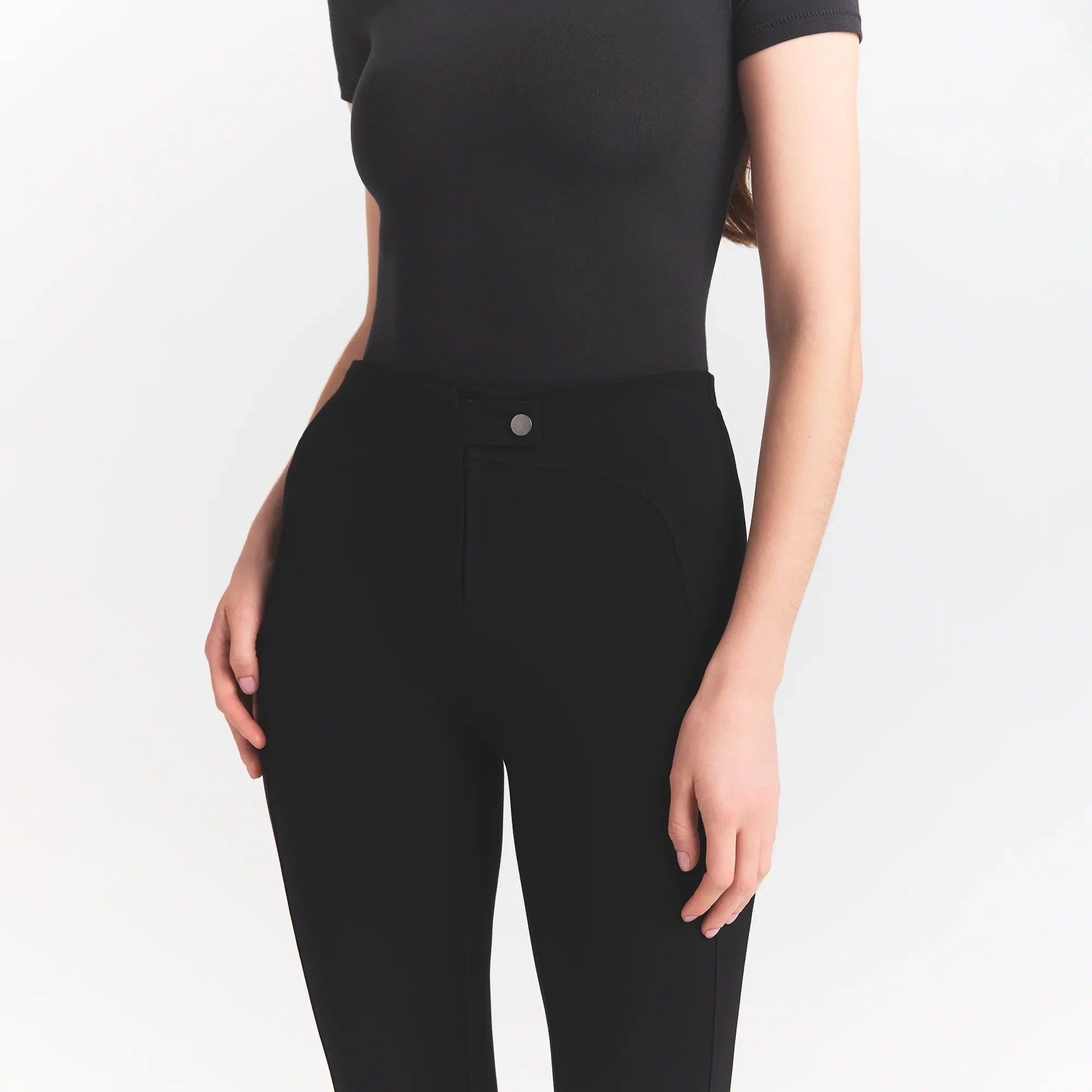 THE ESSENTIAL COLLECTION ZIP FRONT LEGGING | OBSIDIAN