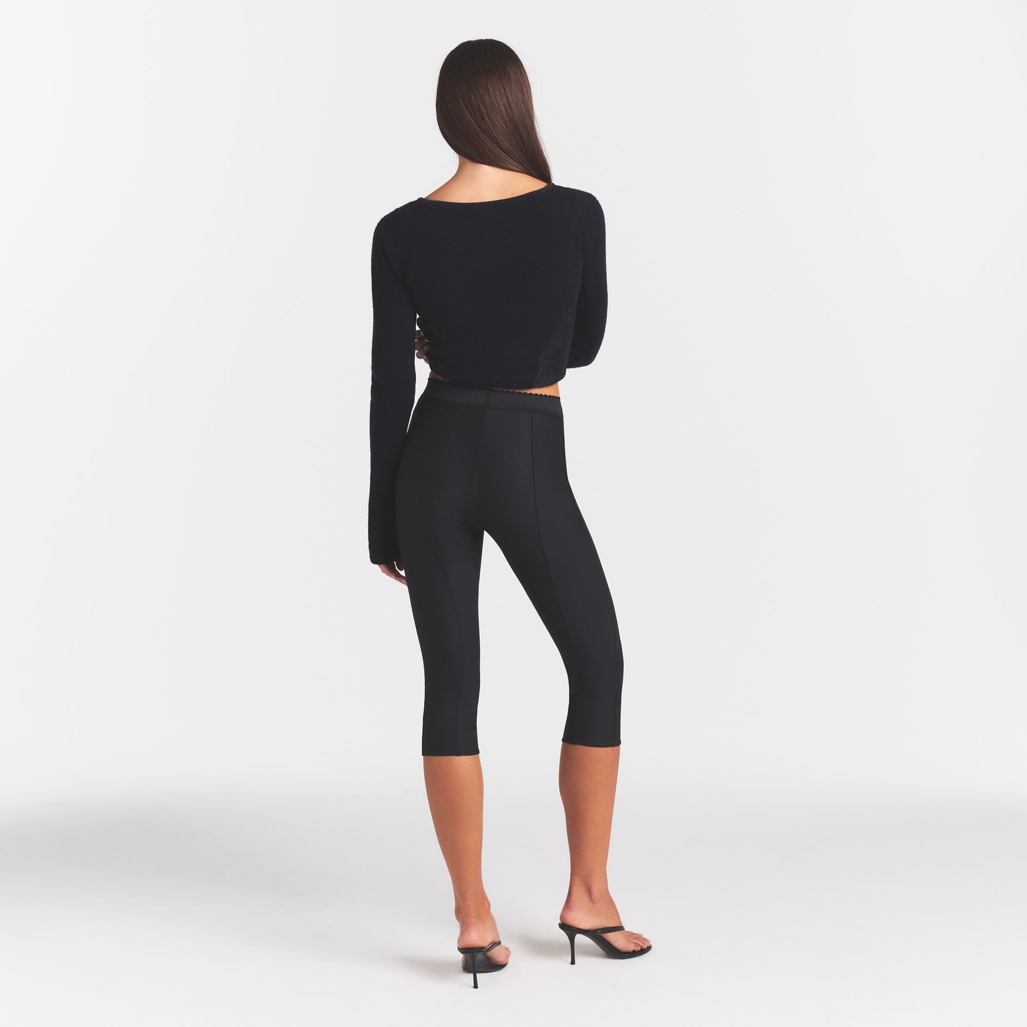 SKIMS BODY HIGH-WAISTED CAPRI | ONYX