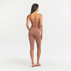 SMOOTH LAYERS HIGH-WAISTED CAPRI | NUTMEG