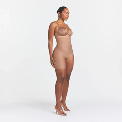 SKIMS BODY LEFT LEG SOLUTION SHORT | SIENNA
