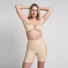 SKIMS BODY CORE SCULPT MID RISE SHORT | SAND