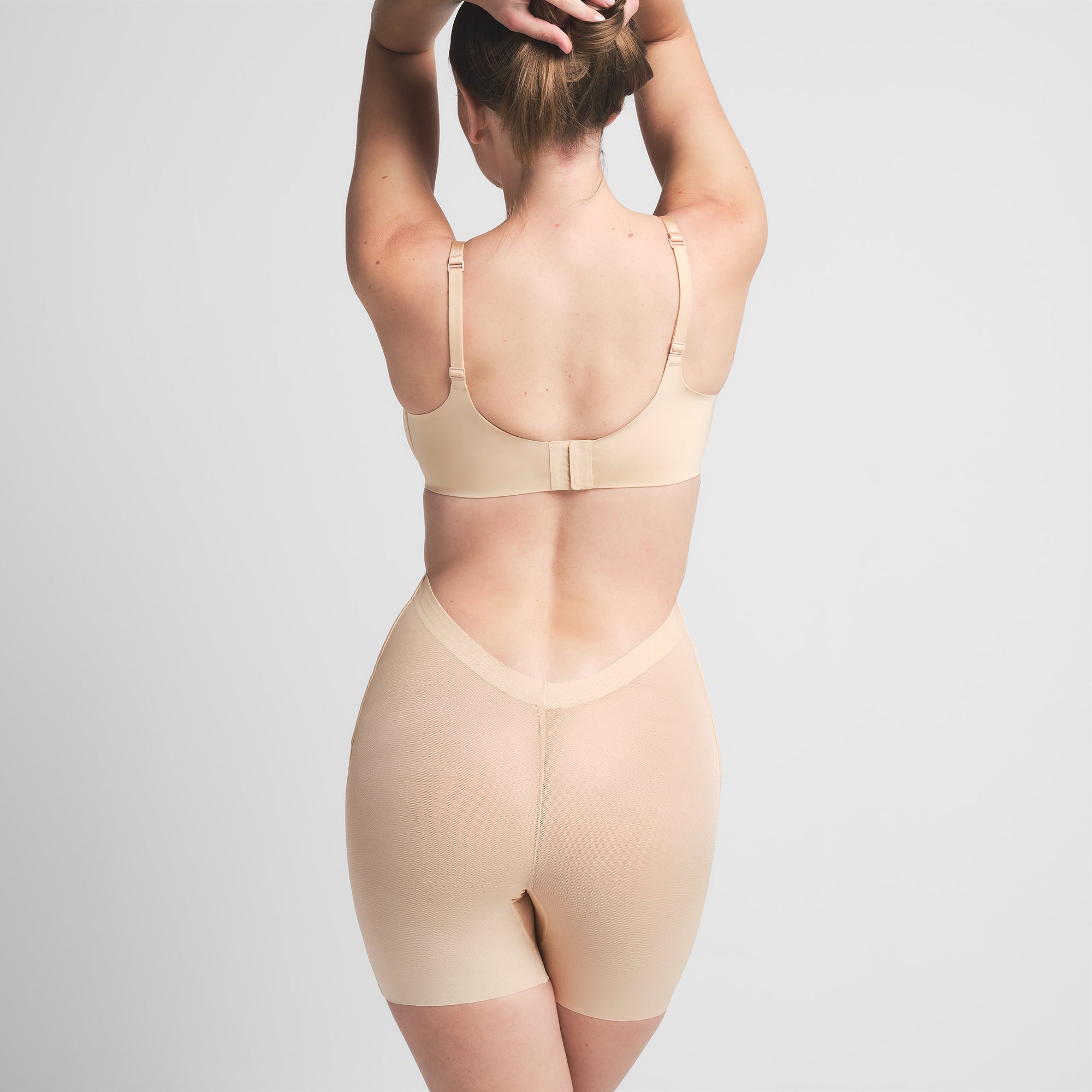 SHEER SCULPT LOW BACK SHORT | SAND