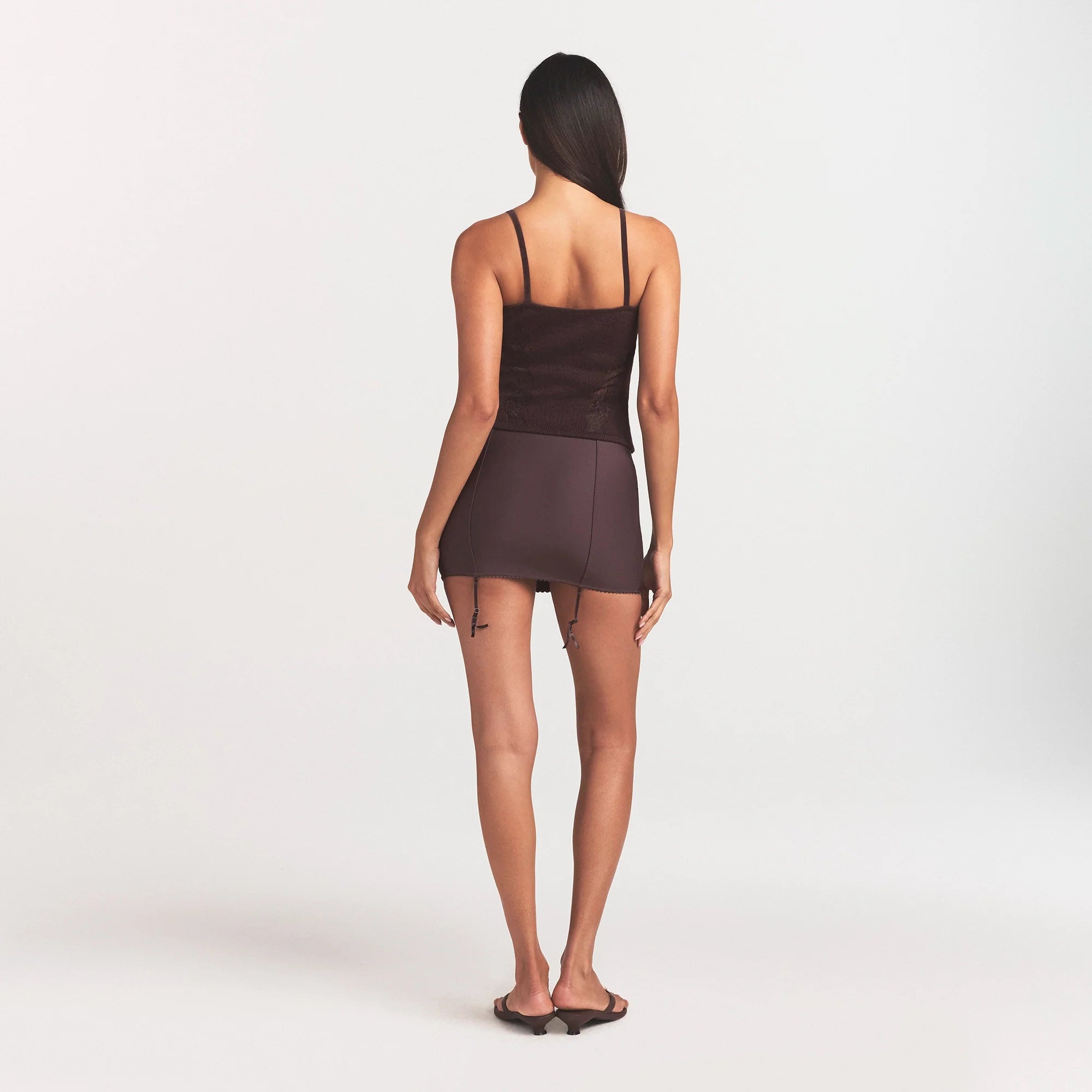 SKIMS BODY MINI GARTER SKIRT | RAISIN