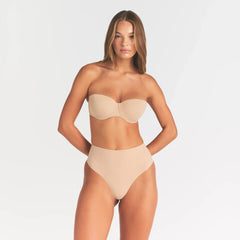 SMOOTHING INTIMATES STRAPLESS BRA | CLAY
