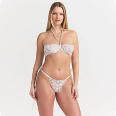 SKIMS LACE UNLINED HALTER BRA | SNOW