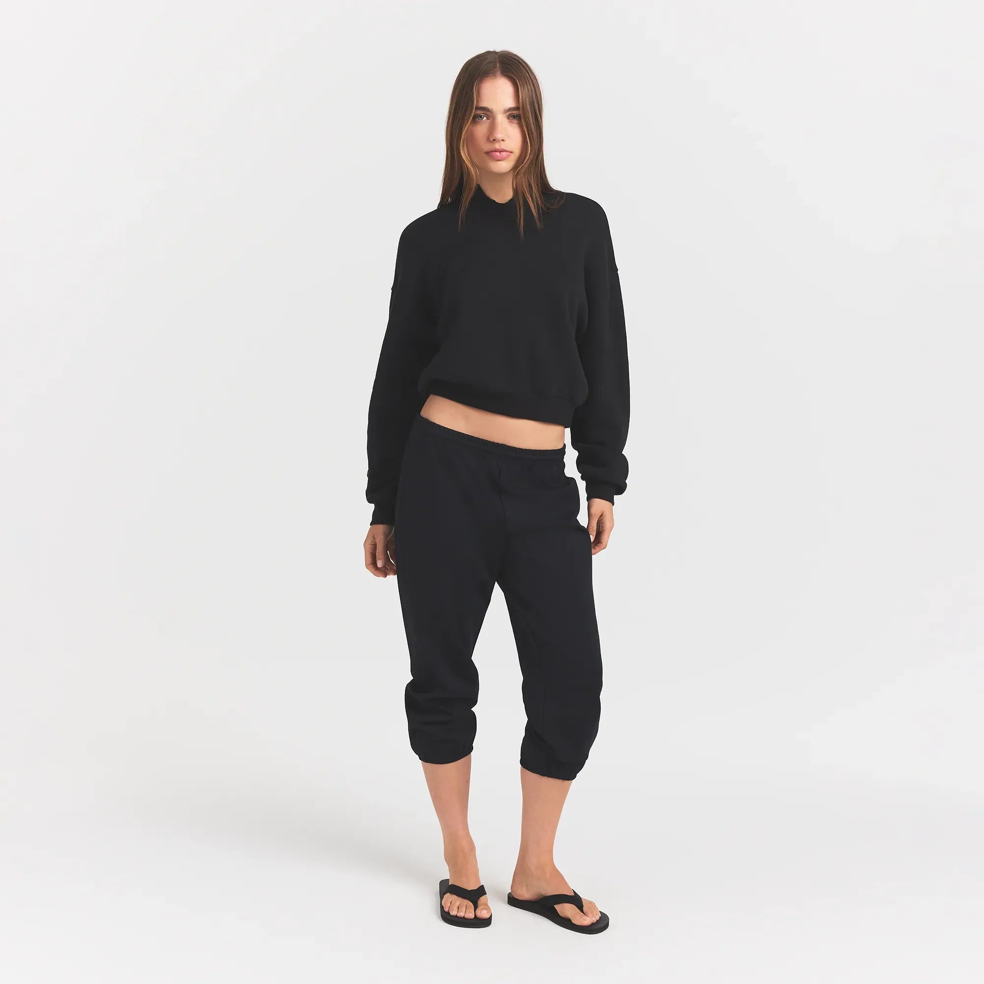 HEAVYWEIGHT CREPE CROPPED JOGGER | OBSIDIAN