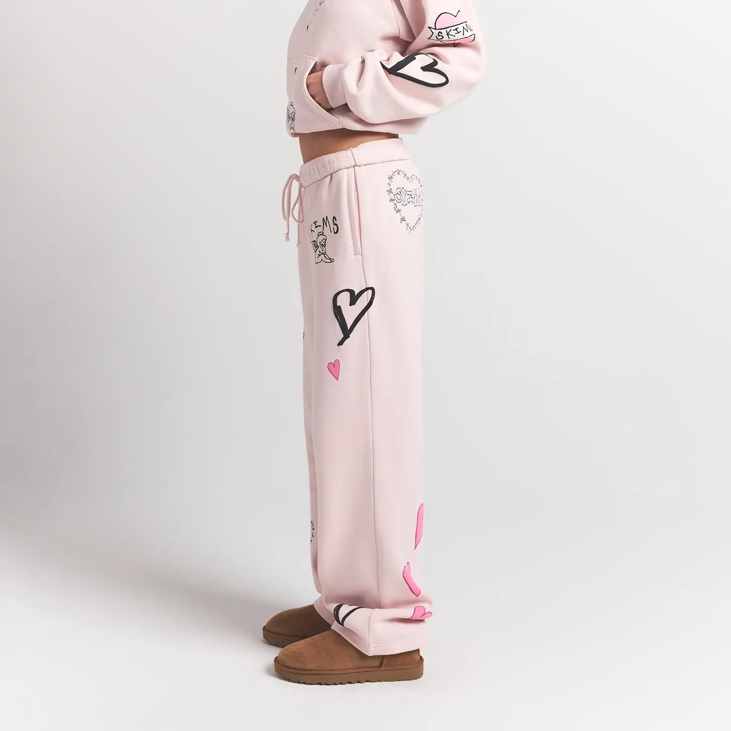 COTTON FLEECE CLASSIC STRAIGHT LEG PANT | BARELY PINK ANGEL SKETCH