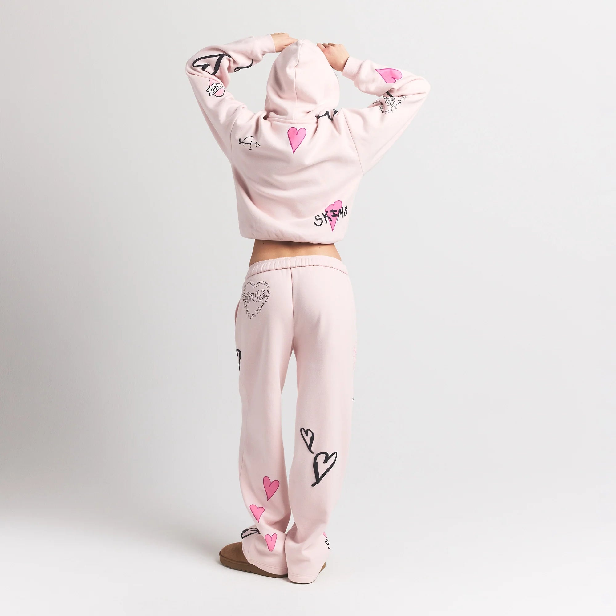 COTTON FLEECE CLASSIC STRAIGHT LEG PANT | BARELY PINK ANGEL SKETCH