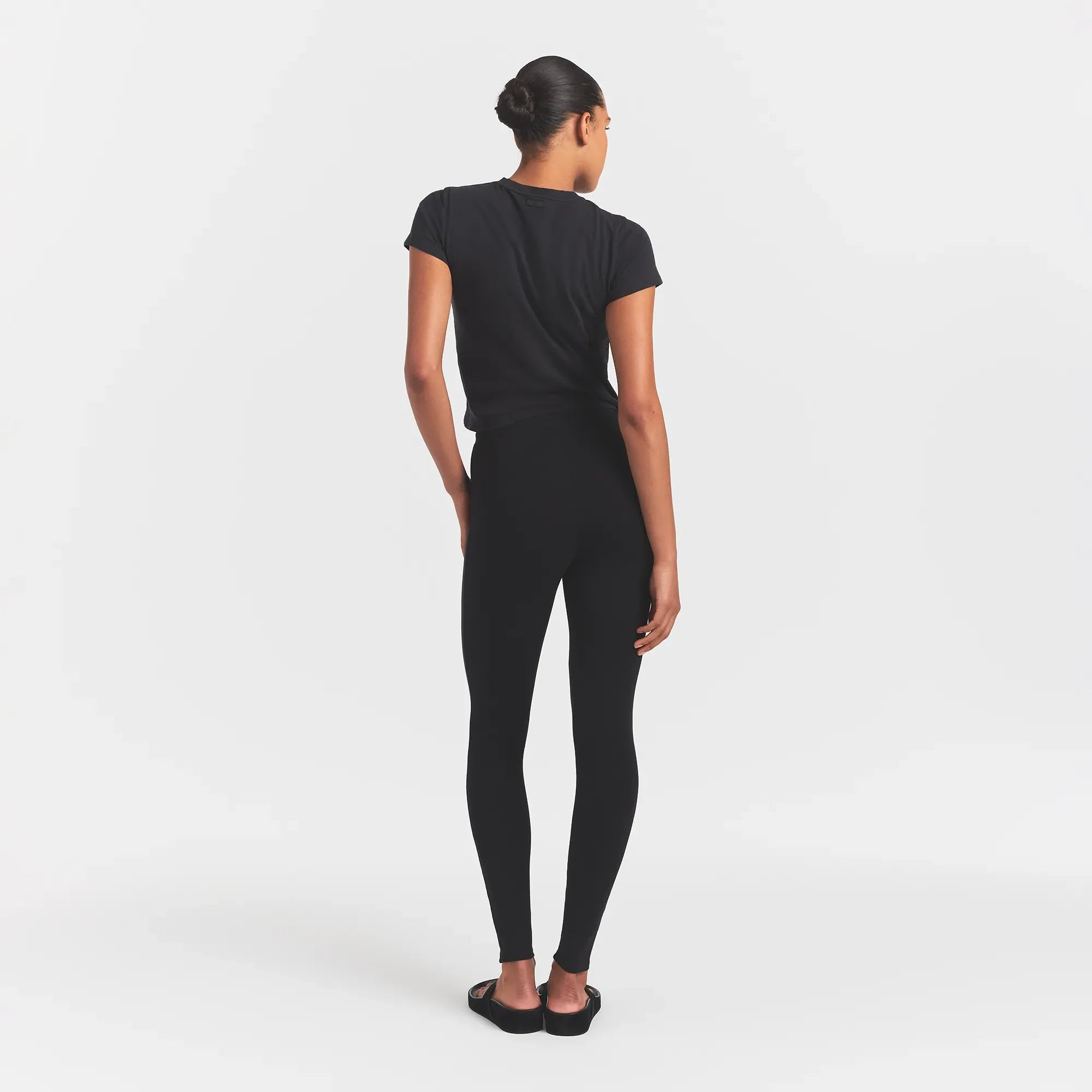 OUTDOOR HIGH-WAISTED LEGGING | ONYX