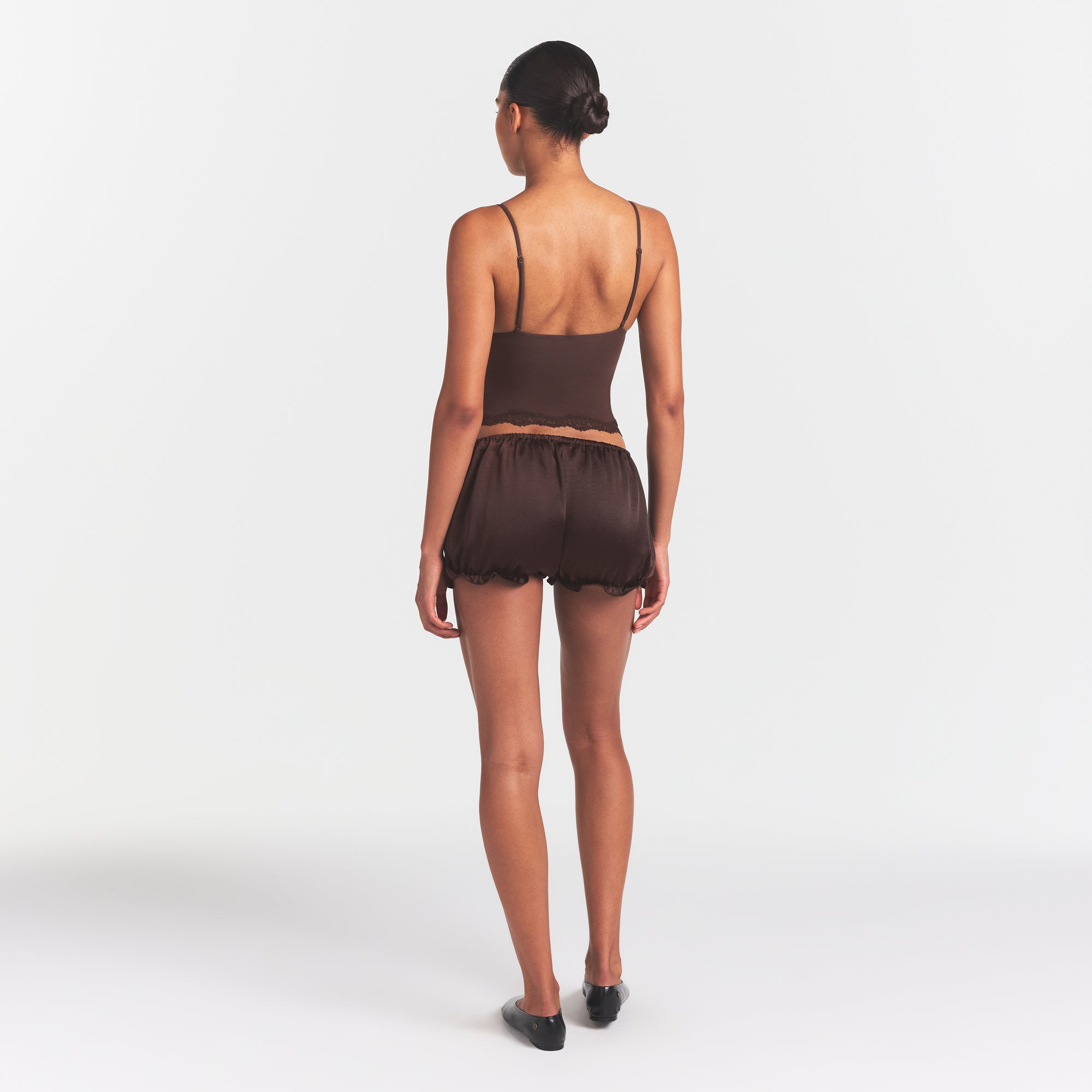 LIGHTWEIGHT SATIN BLOOMER SHORT | ESPRESSO