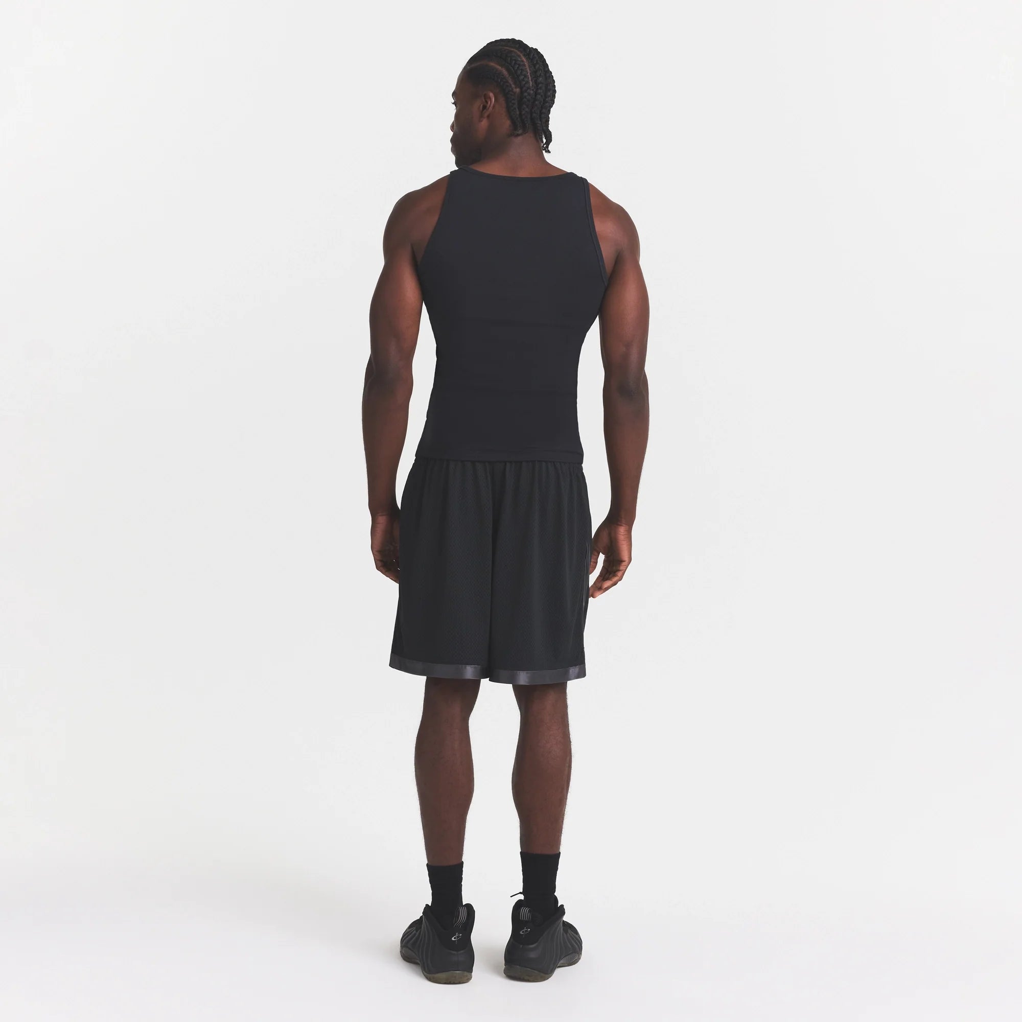 MESH APPAREL MENS SHORT | ONYX