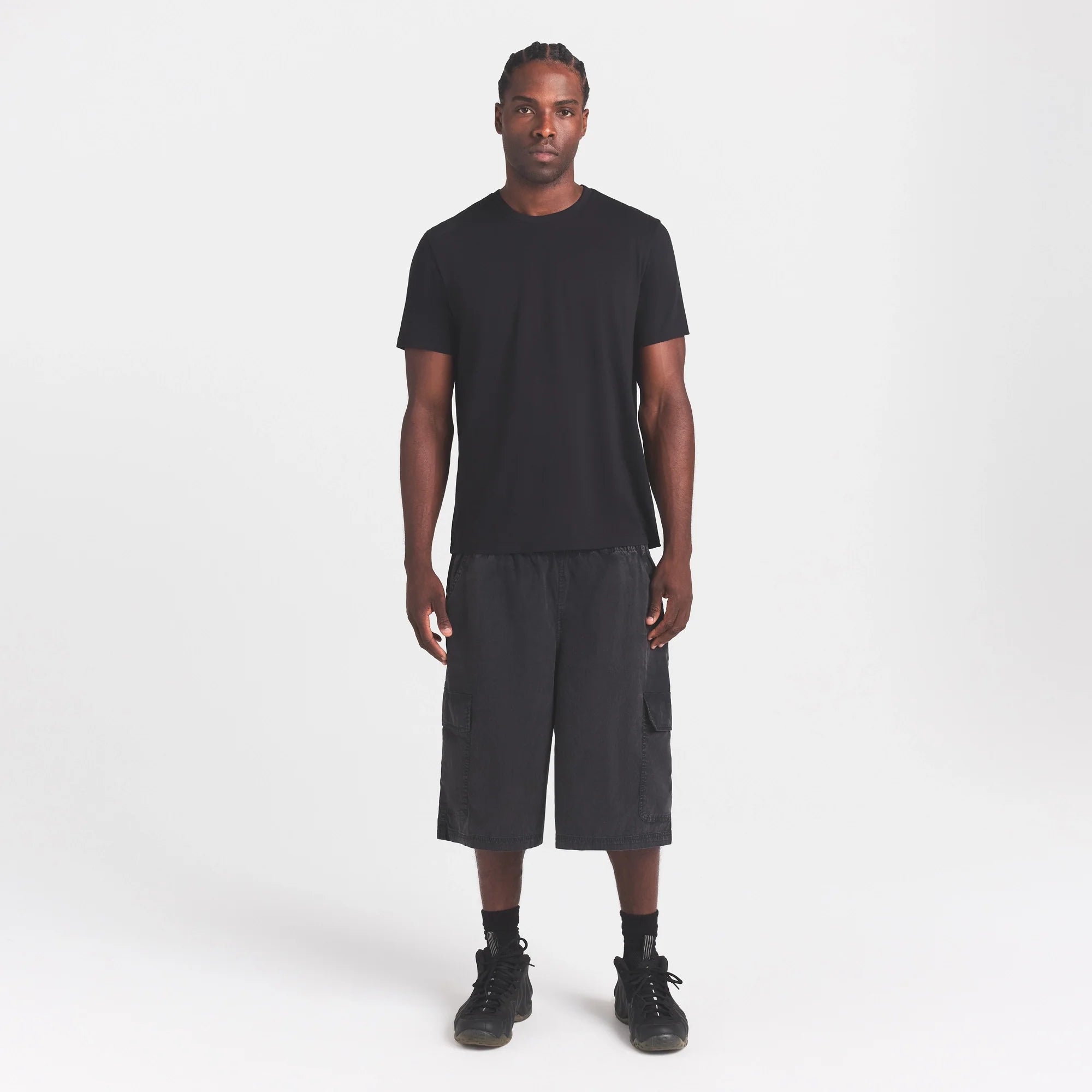 WOVEN MENS RELAXED CARGO SHORT | ONYX