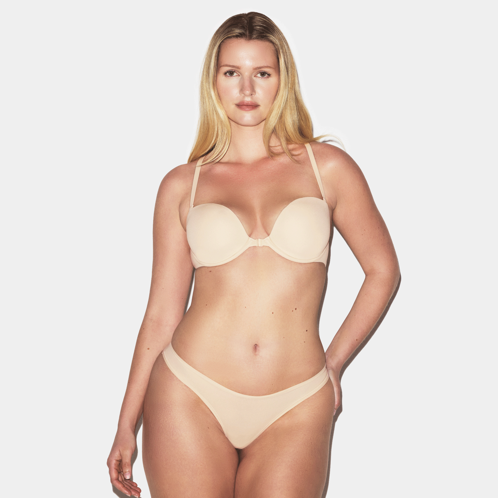FITS EVERYBODY RACERBACK DEMI BRA | SAND