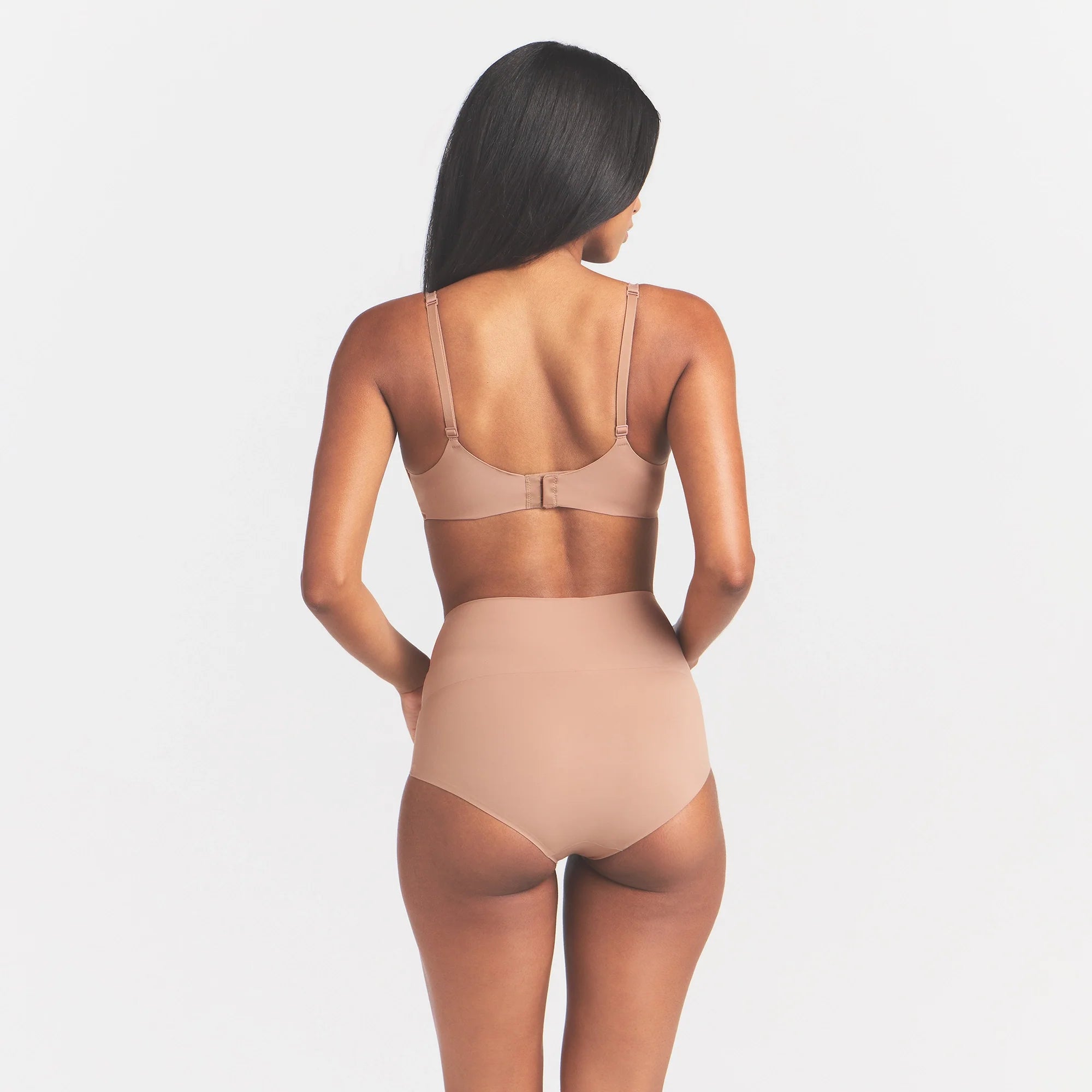 SMOOTHING INTIMATES UNLINED MINIMIZER BRA | SIENNA