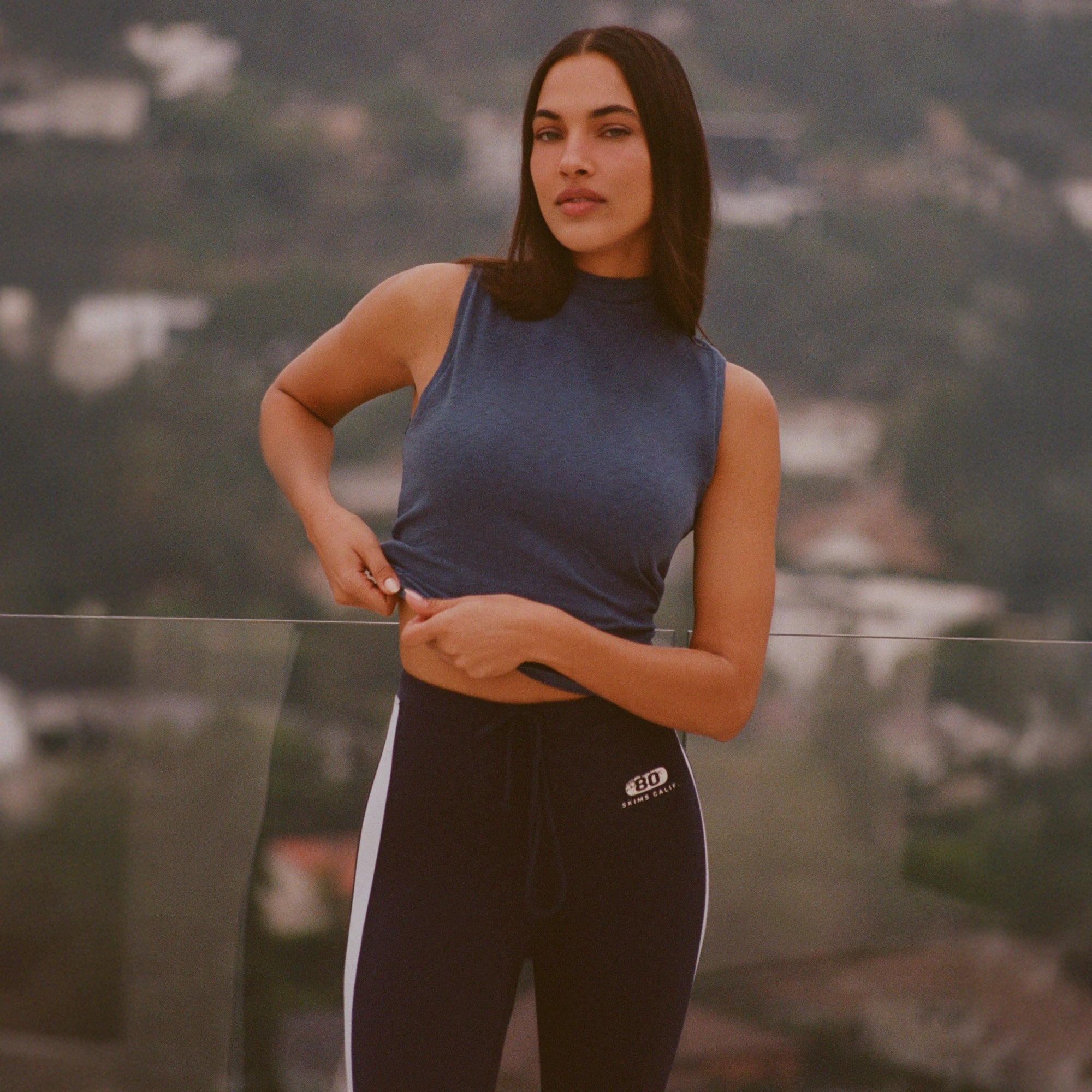 OUTDOOR HIGH-WAISTED LEGGING | NAVY WITH OPAL