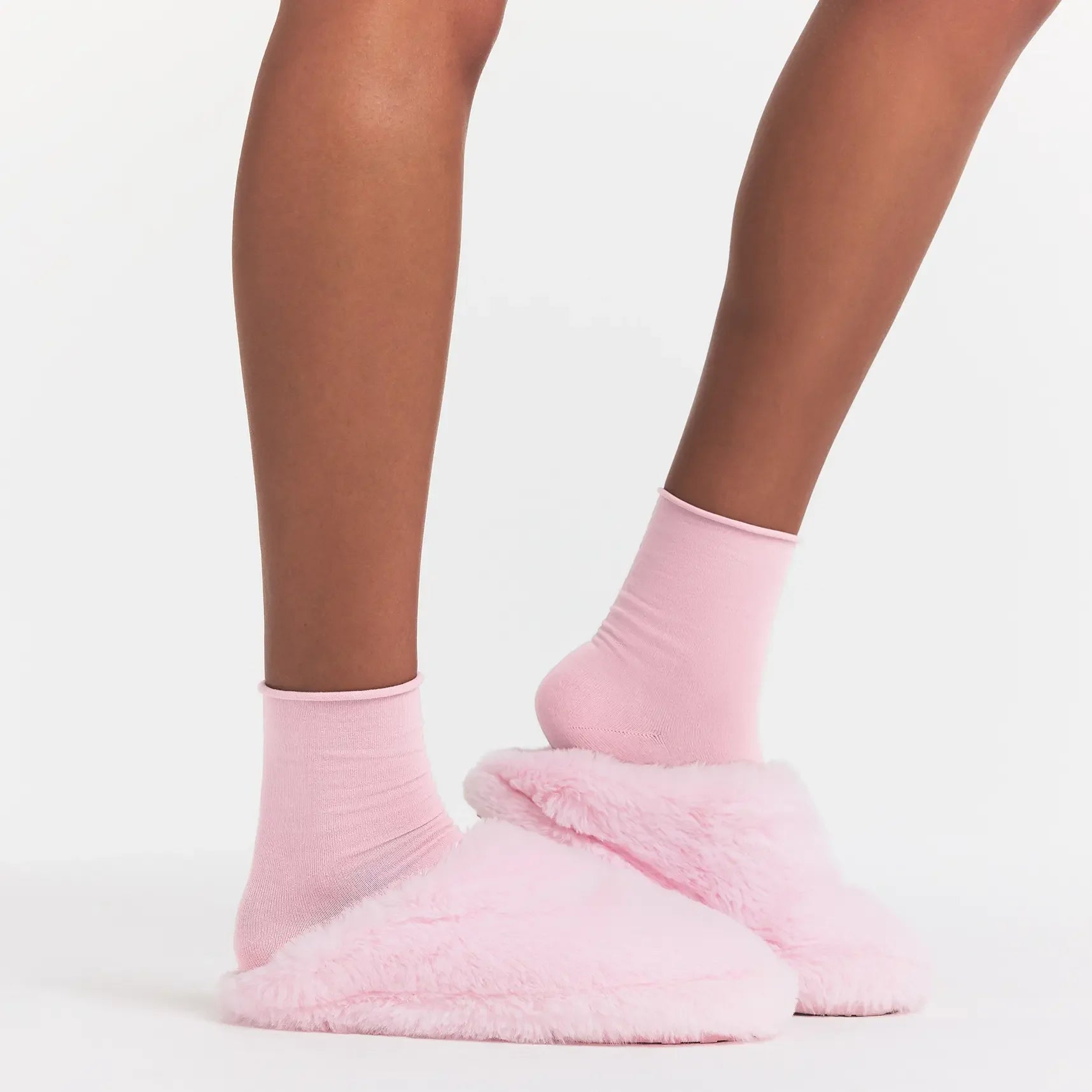 FAUX FUR SLIPPER | CHERRY BLOSSOM
