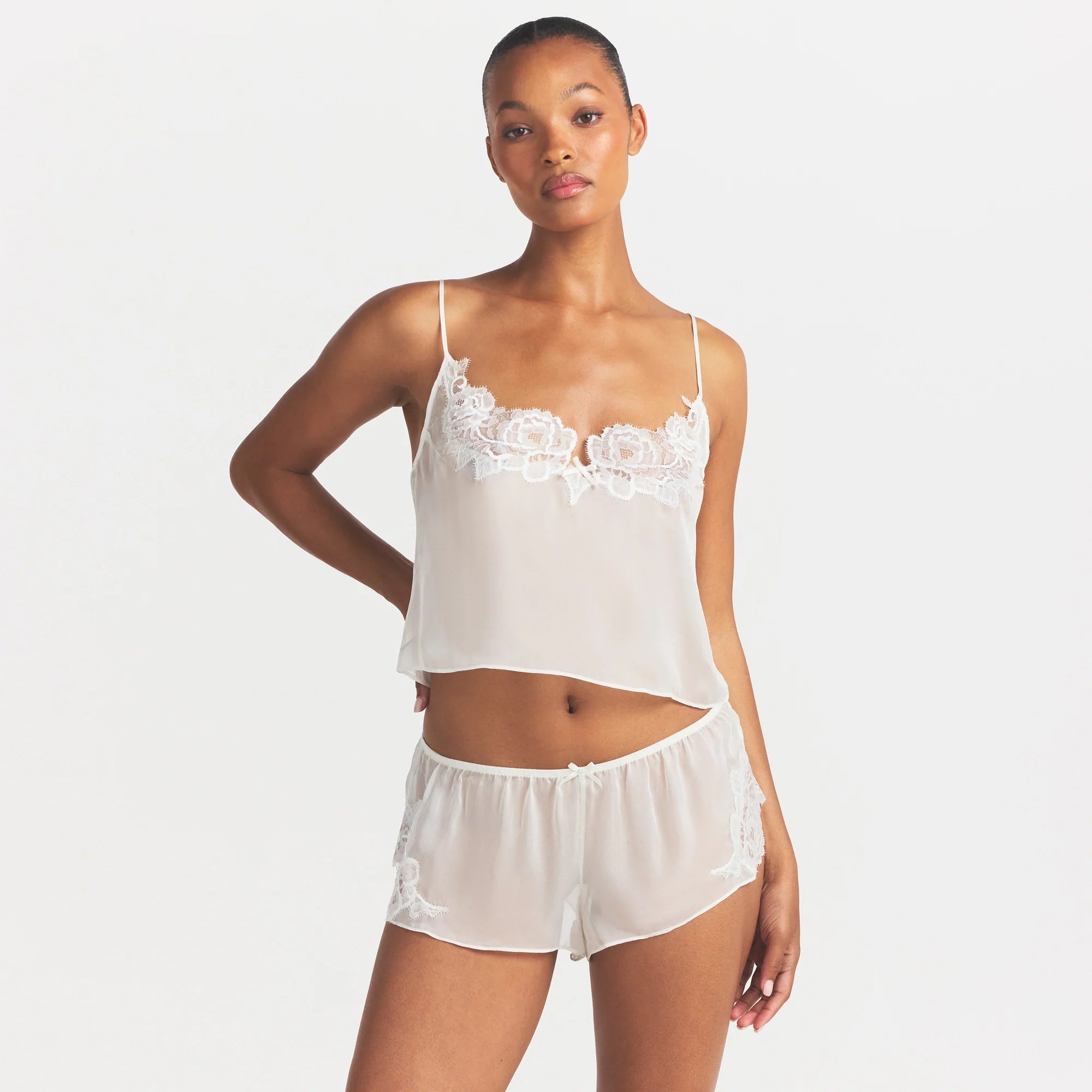 SKIMS ROMANCE CAMI AND SHORT SET | IVORY