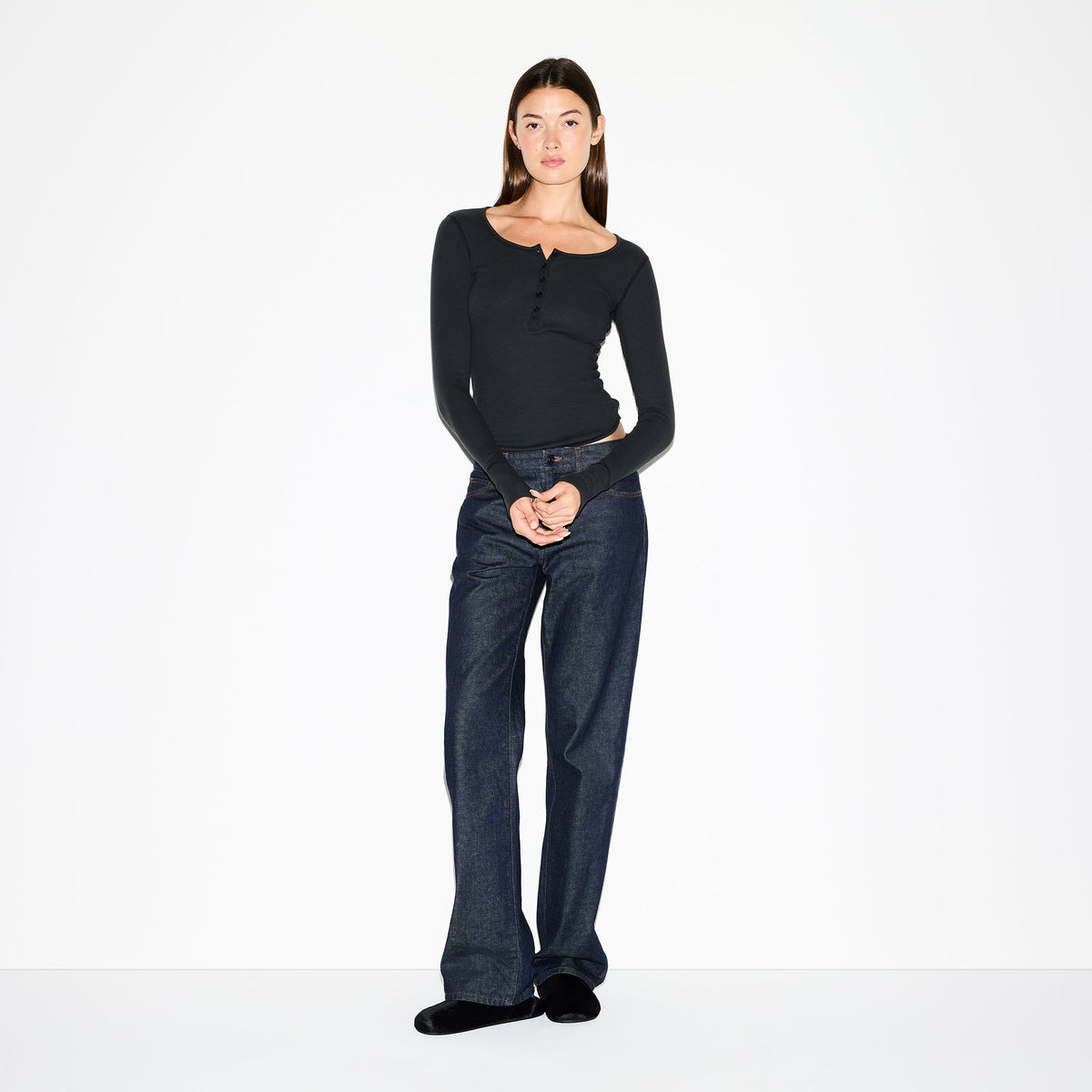 COTTON RIB SCOOP NECK HENLEY | SOOT