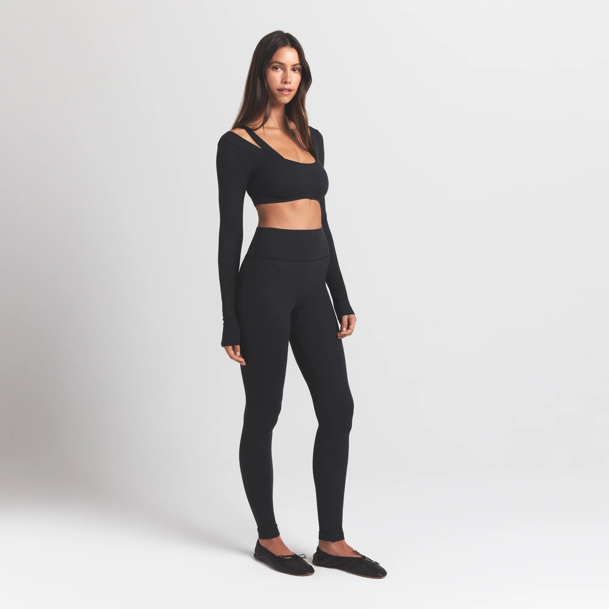 WOOL RIB LONG SLEEVE SUPER CROPPED TOP | OBSIDIAN