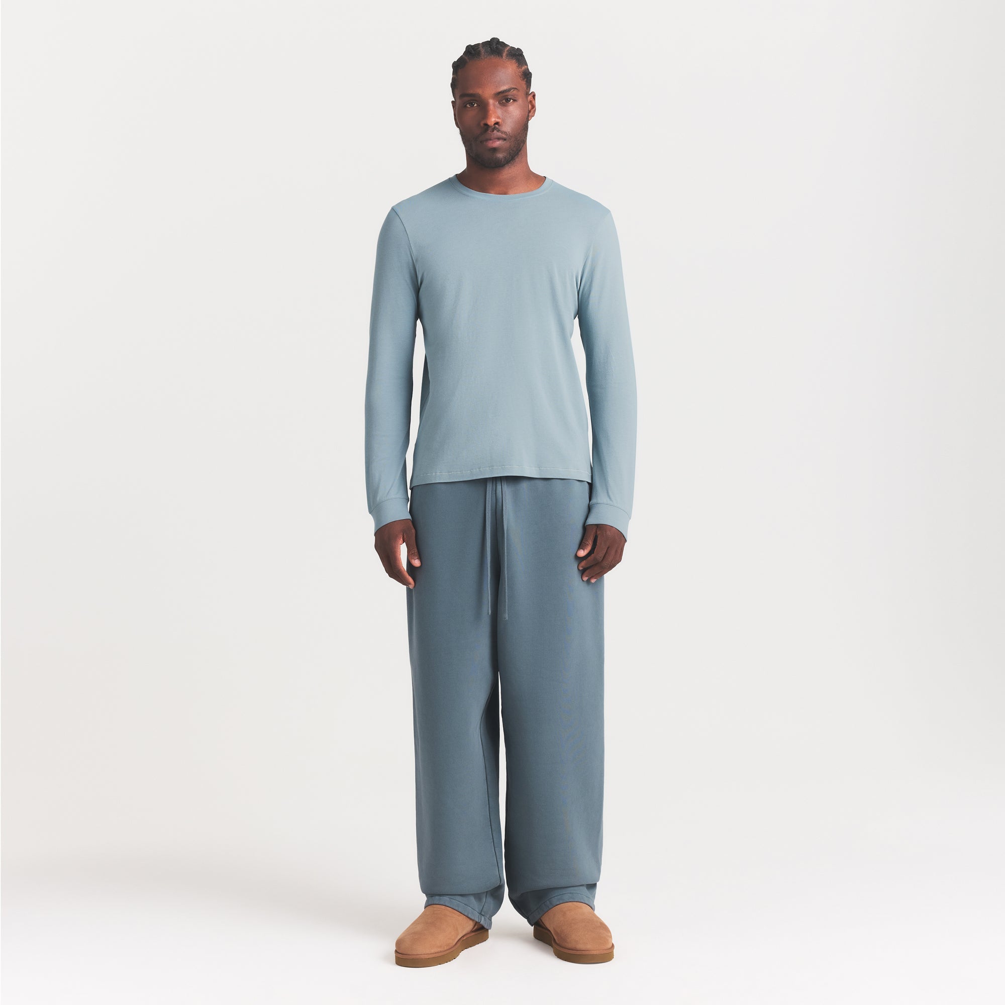 SKIMS COTTON MENS CLASSIC LONG SLEEVE T-SHIRT | SKY