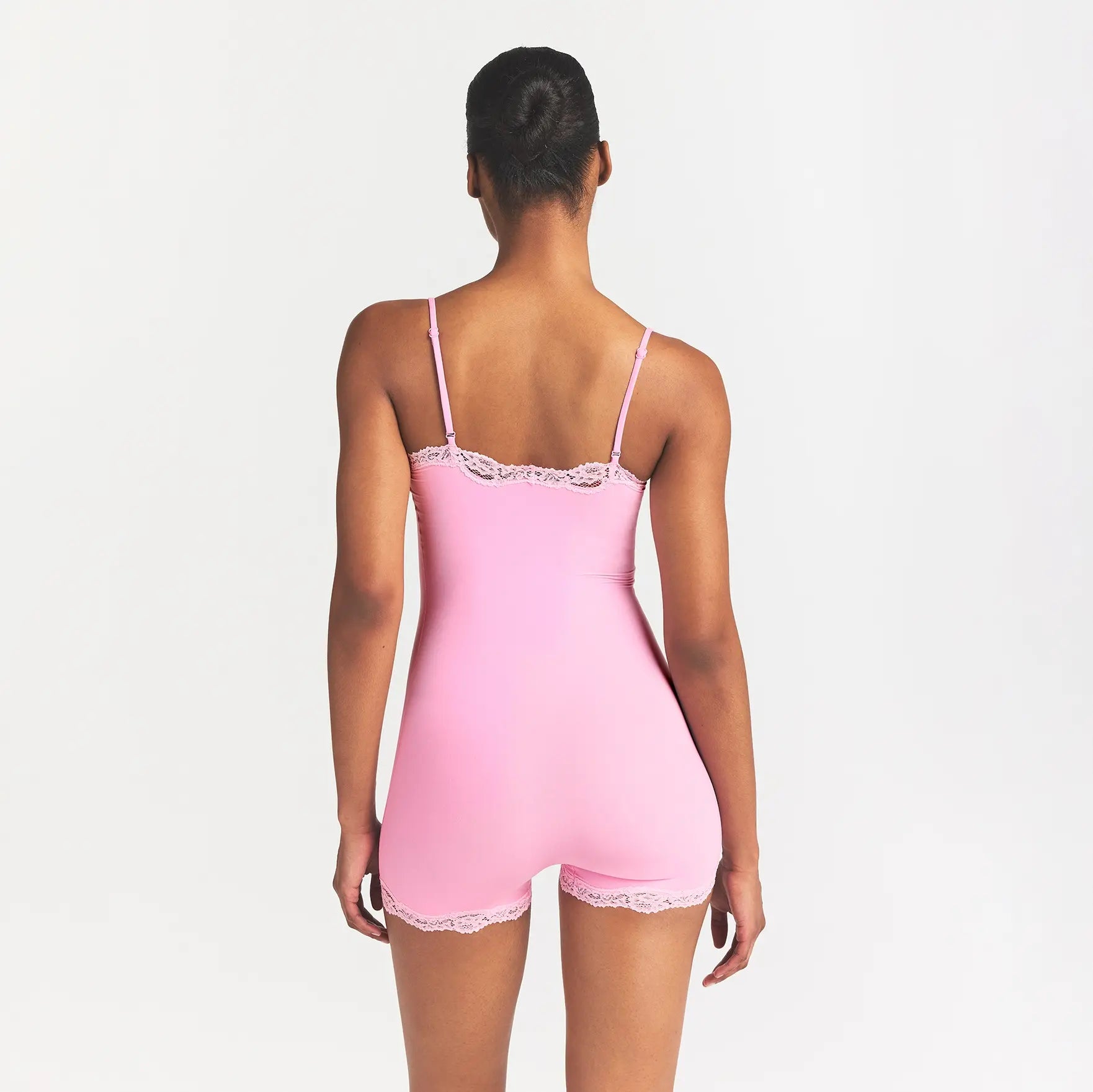 FITS EVERYBODY LACE ONESIE | BUBBLE GUM TONAL