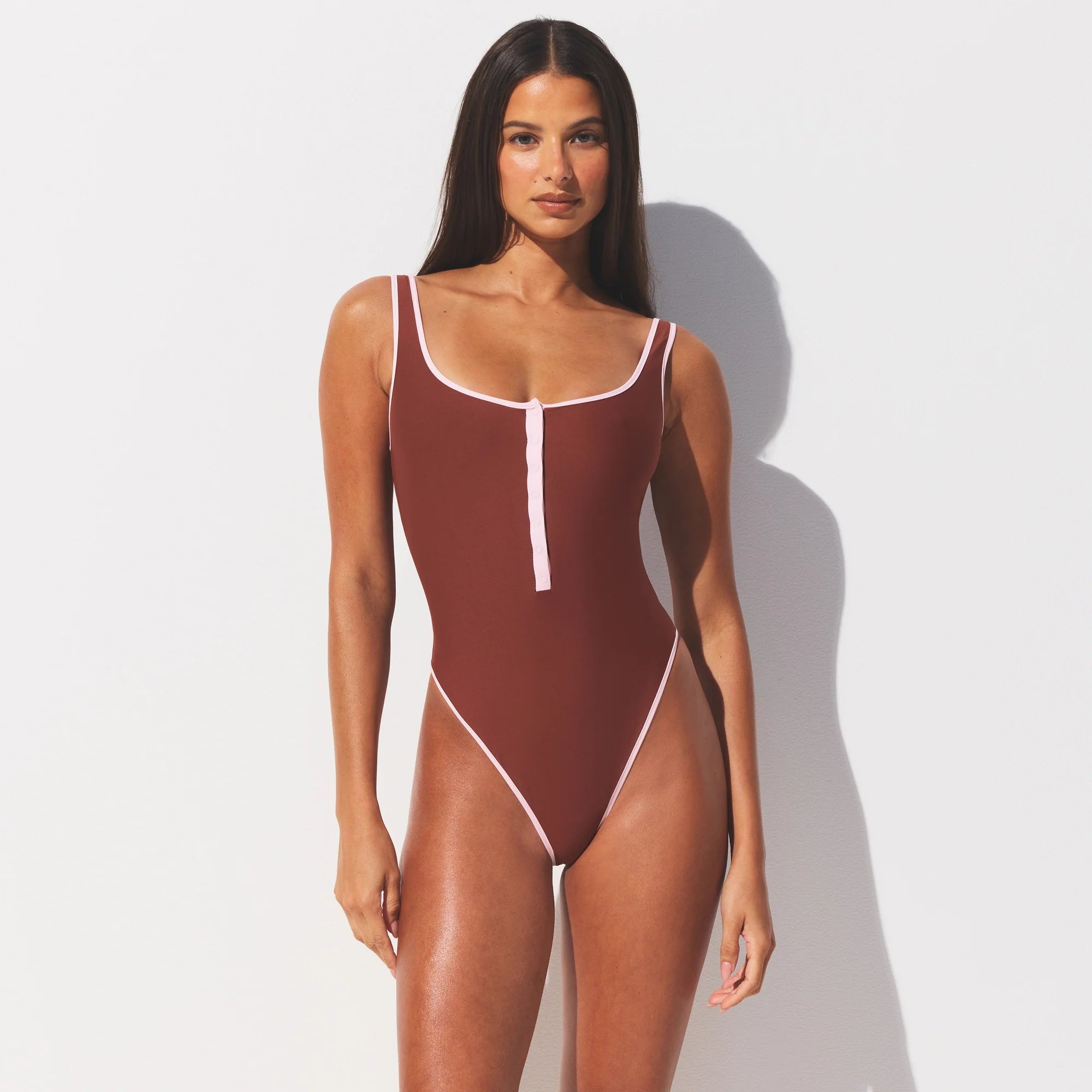 SIGNATURE SWIM SNAP FRONT ONE PIECE | HENNA CONTRAST