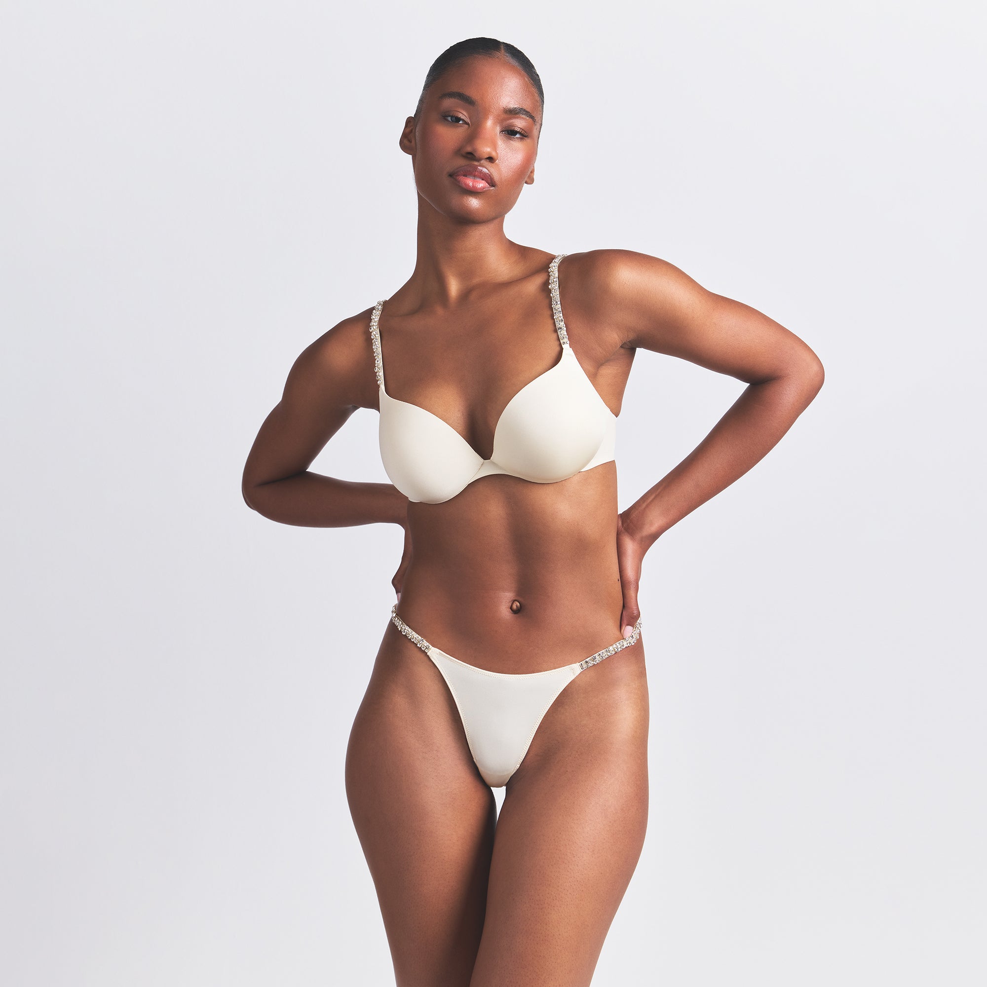 SKIMS ULTIMATE RHINESTONE TEARDROP PUSH-UP BRA | ECRU