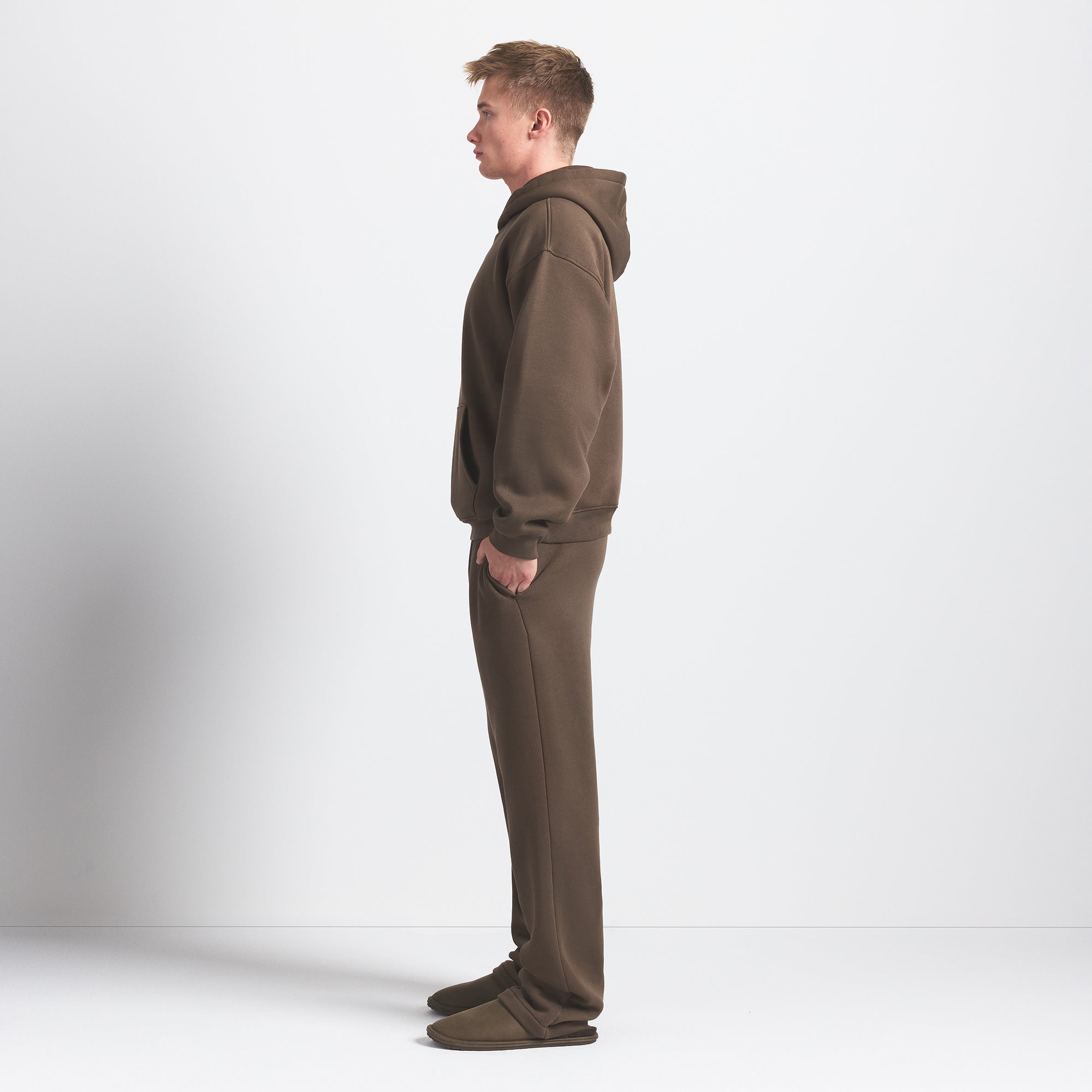 FLEECE LOUNGE MENS RELAXED HOODIE | DRIFTWOOD