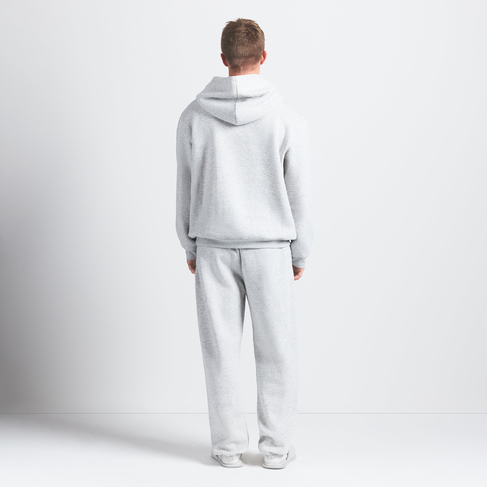 FLEECE LOUNGE MENS RELAXED HOODIE | LIGHT HEATHER GREY