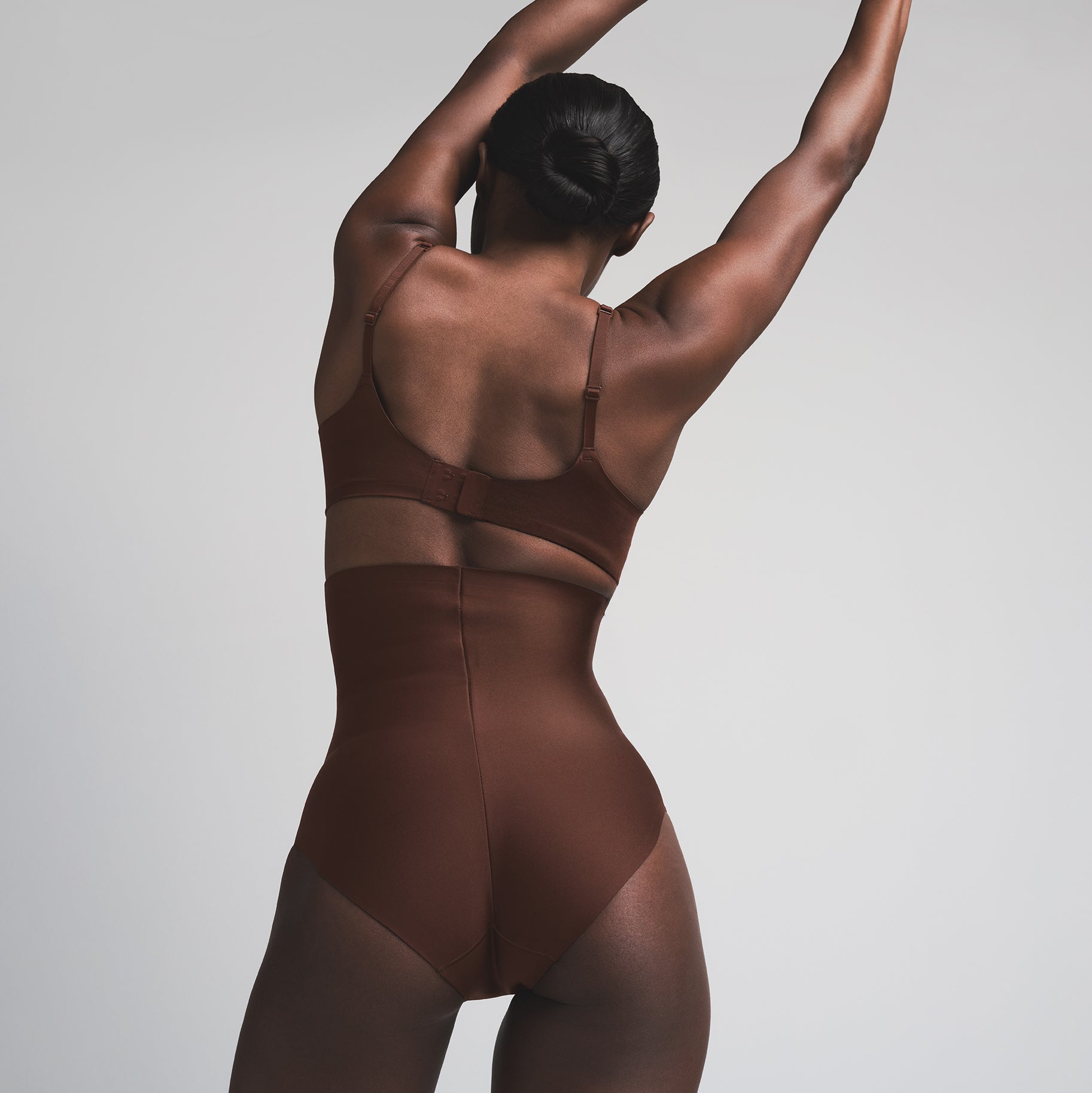 SKIMS BODY CORE SCULPT HIGH-WAISTED BRIEF | COCOA