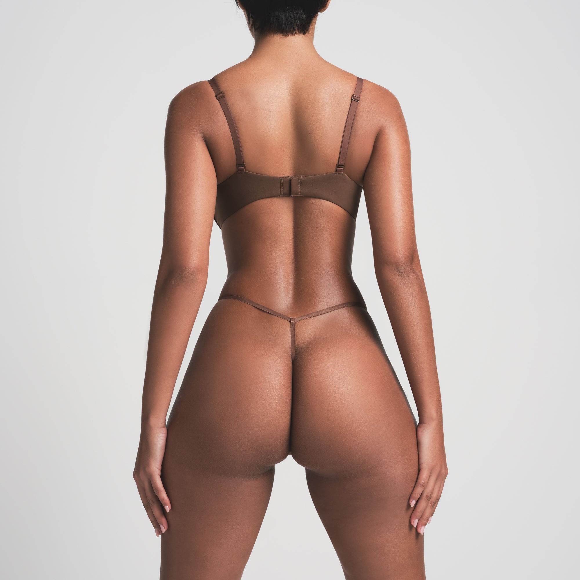 FITS EVERYBODY T-STRING THONG | JASPER