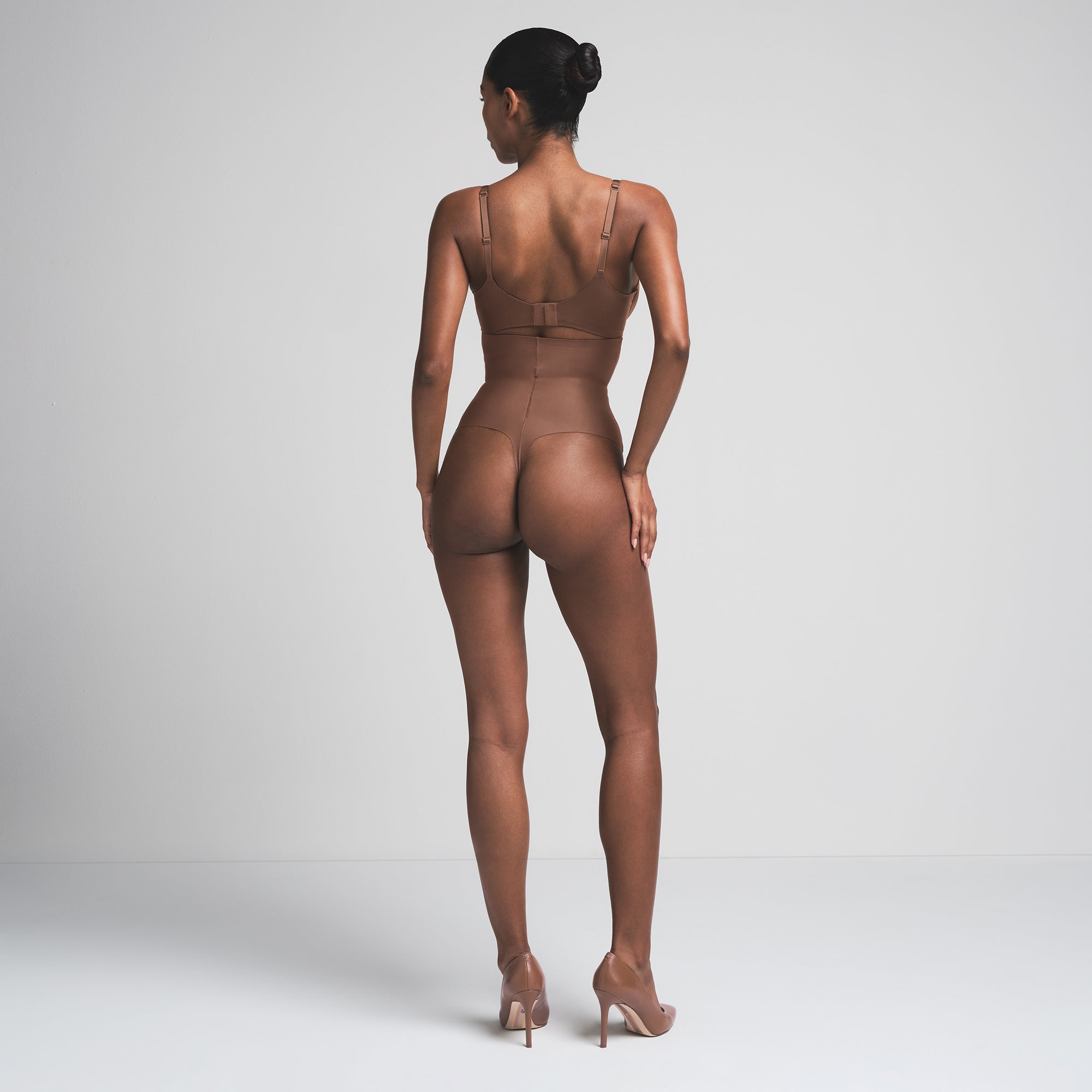 SKIMS BODY CORE SCULPT HIGH-WAISTED THONG | JASPER