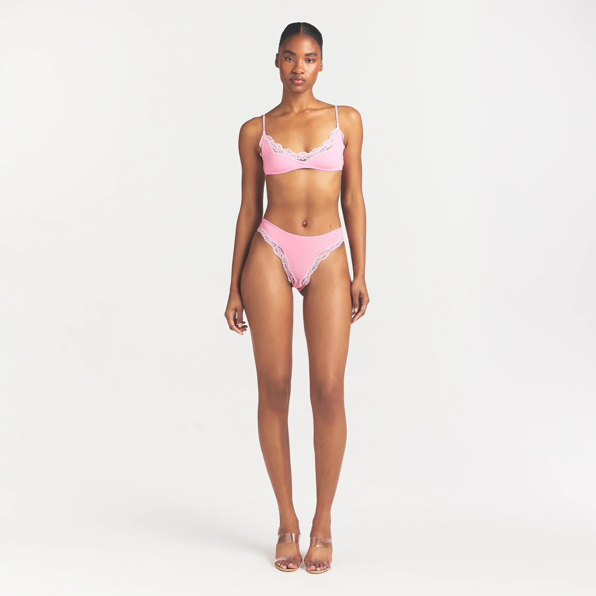 FITS EVERYBODY LACE TANGA | BUBBLE GUM TONAL