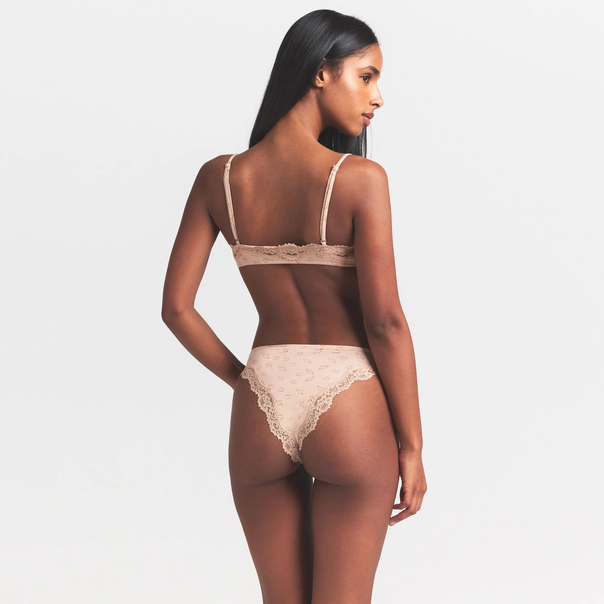 FITS EVERYBODY LACE TANGA | MICA SKETCHED HEARTS