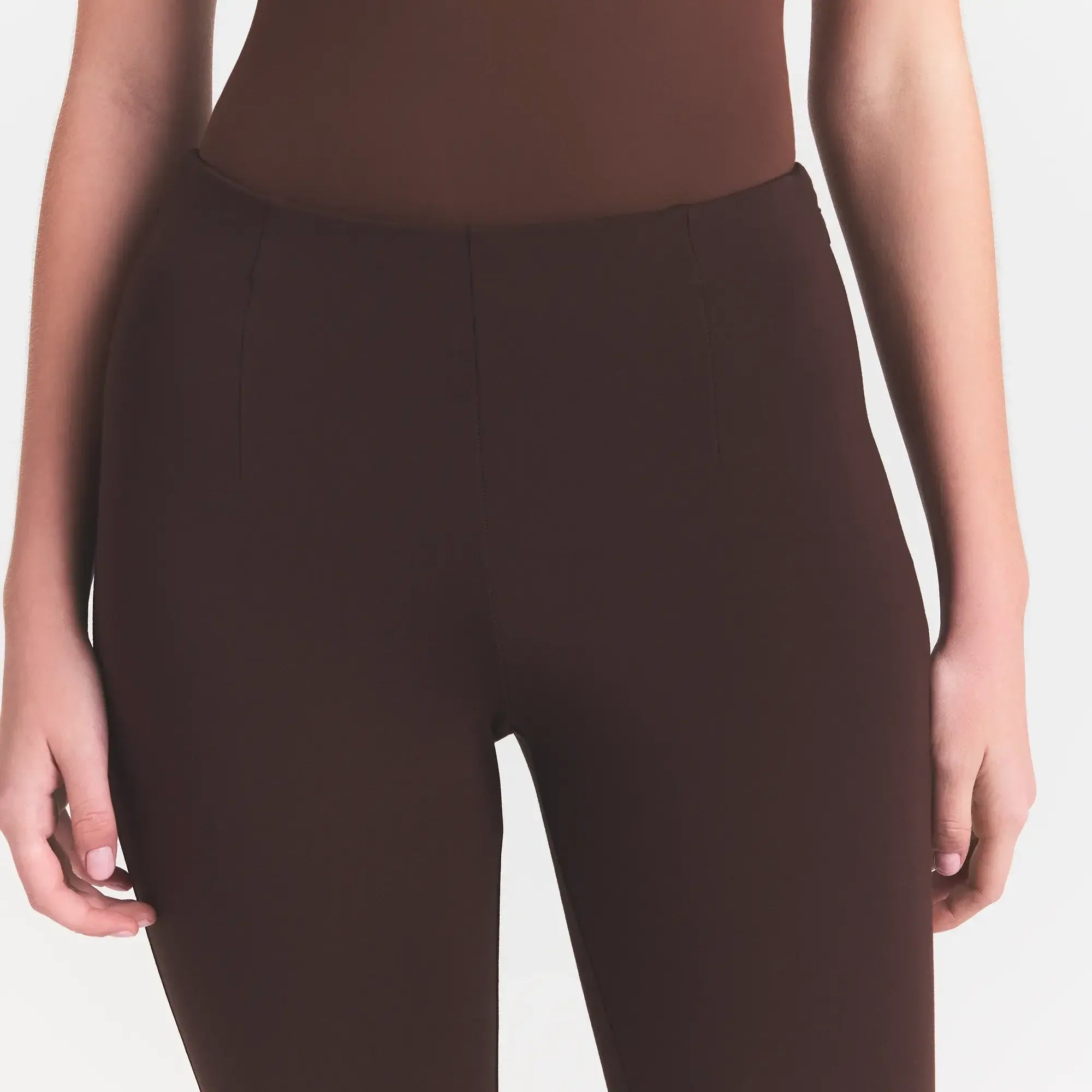 THE ESSENTIAL COLLECTION HIGH-WAISTED CROPPED KICK FLARE PANT | ESPRESSO